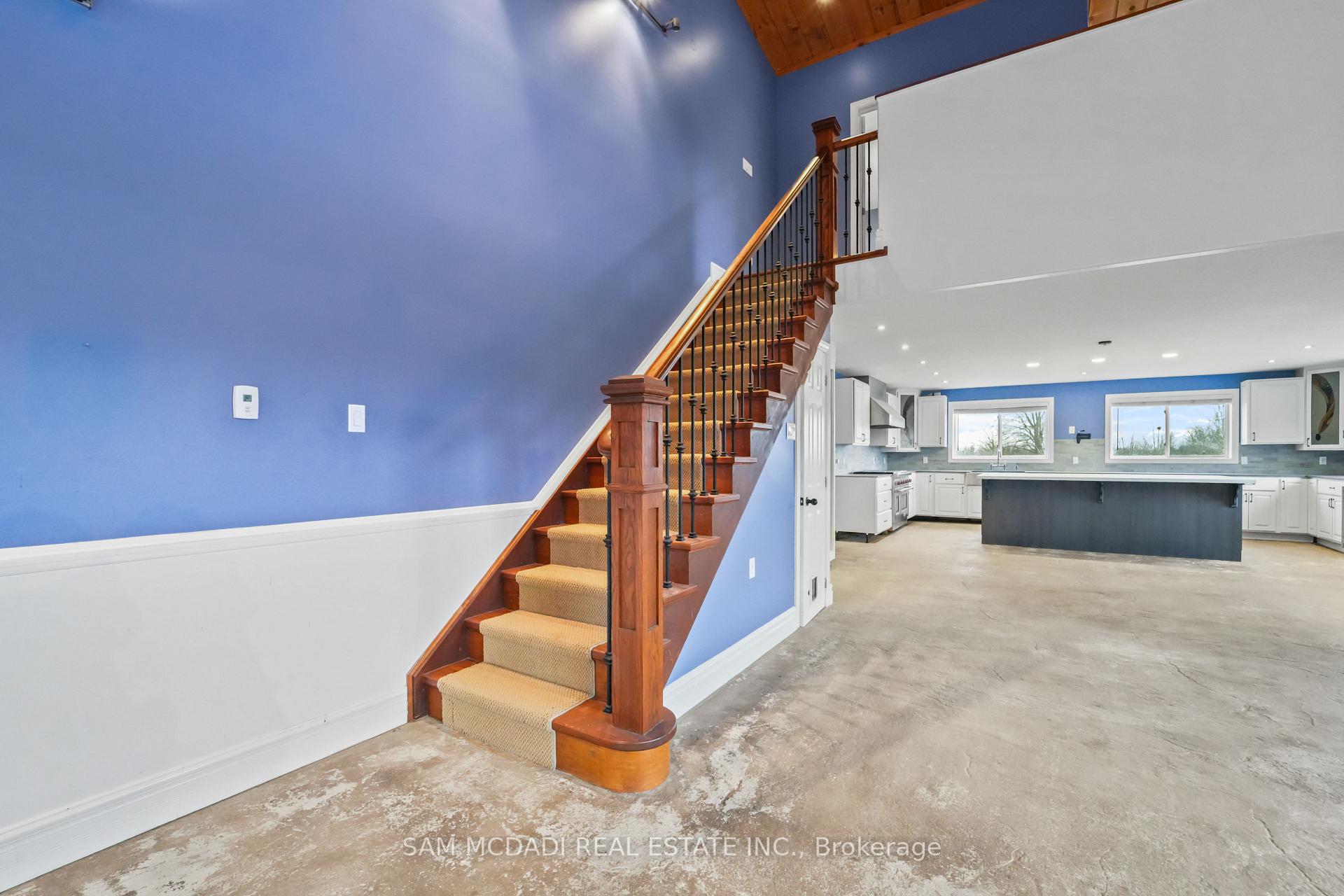 1291 Old Highway 8 N/A