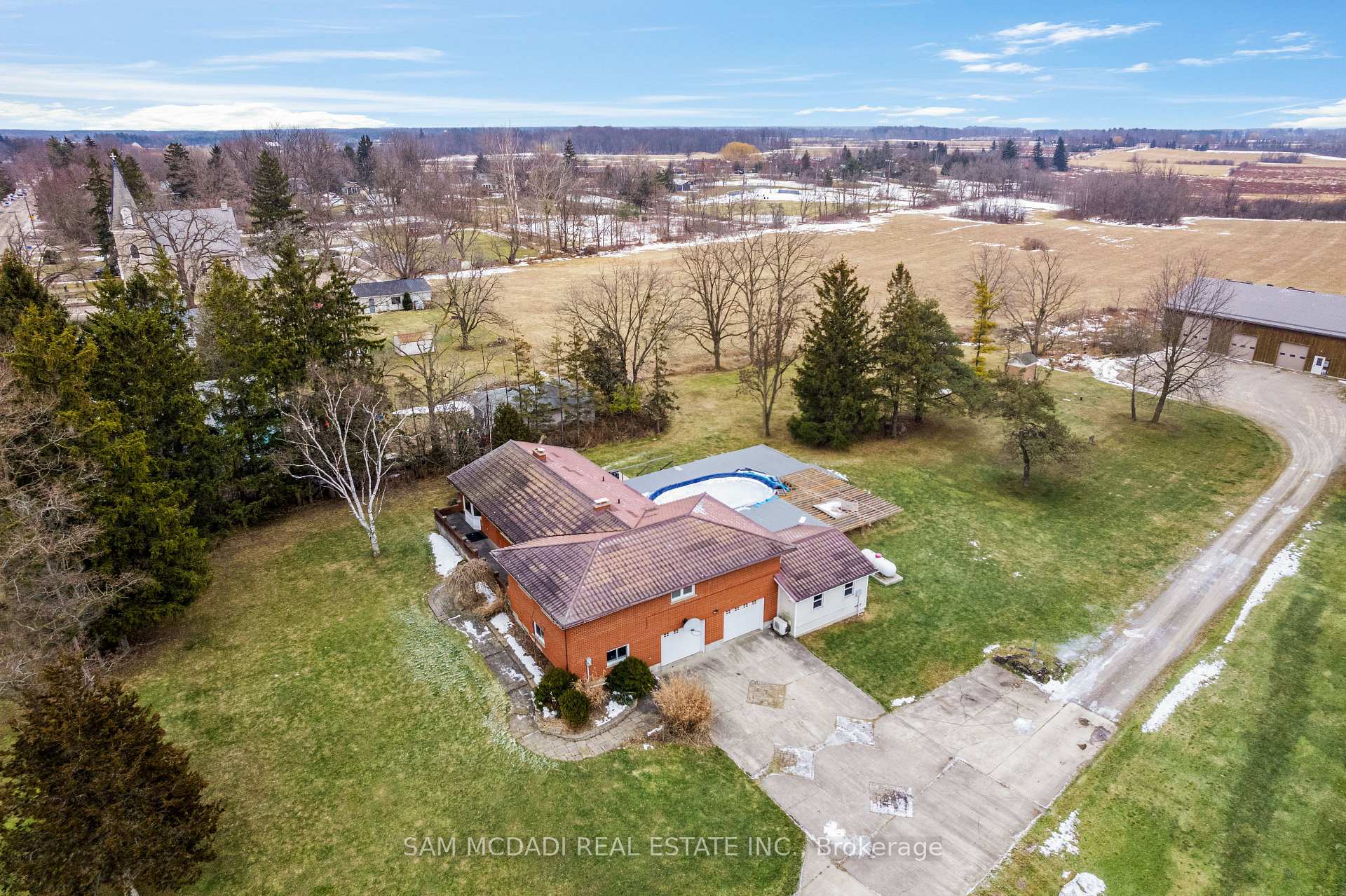 1291 Old Highway 8 N/A