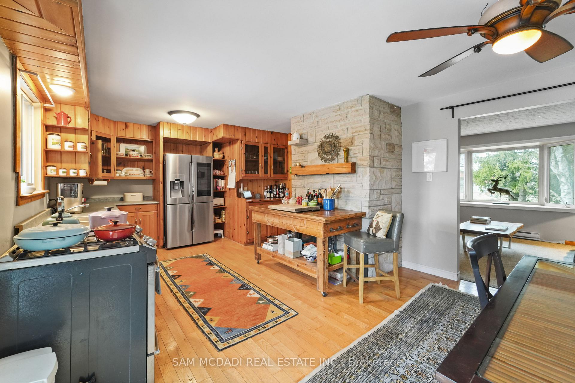 1291 Old Highway 8 N/A