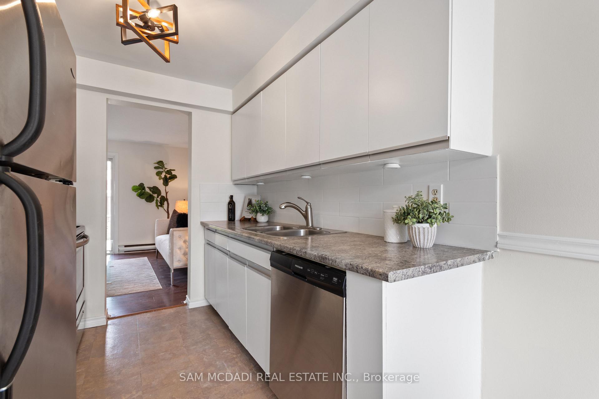 160 Rittenhouse Road 2