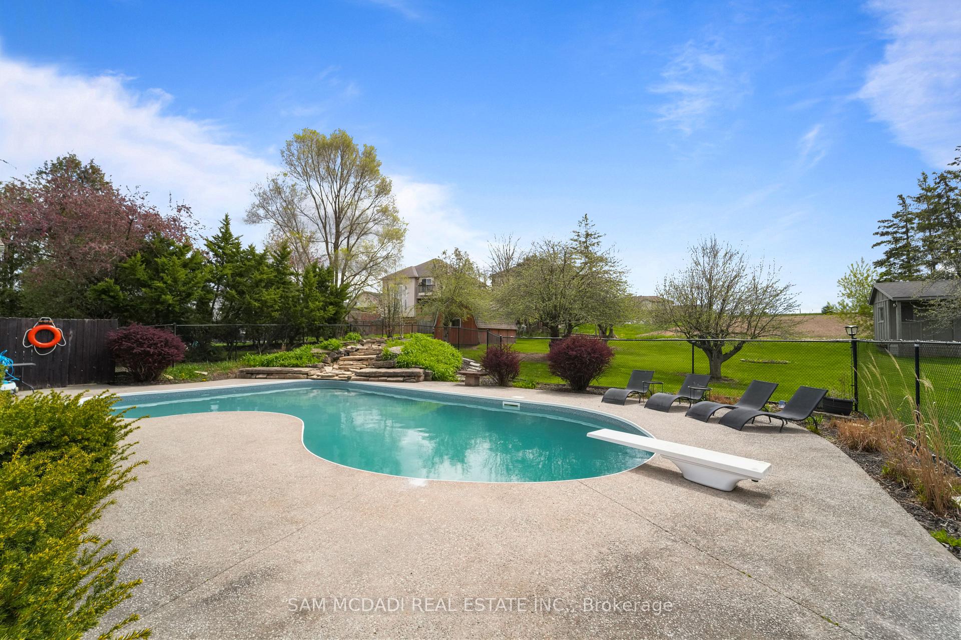 477 Fairview Street