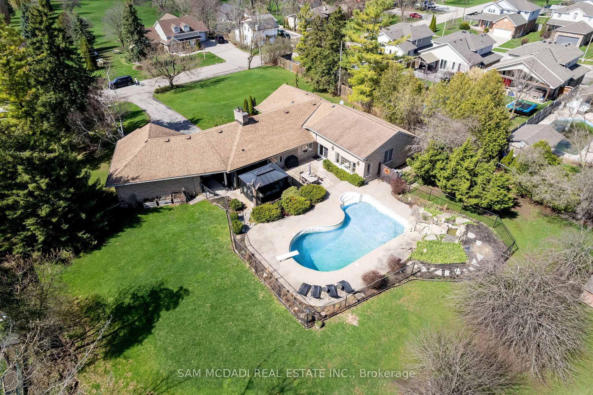 477 Fairview Street