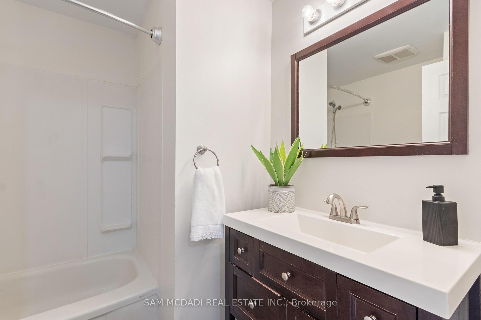 160 Rittenhouse Road 2