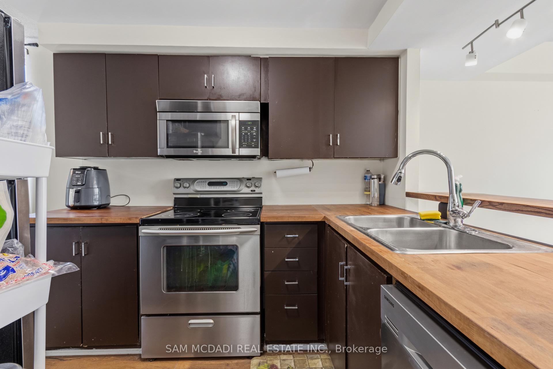 400 York Boulevard 201