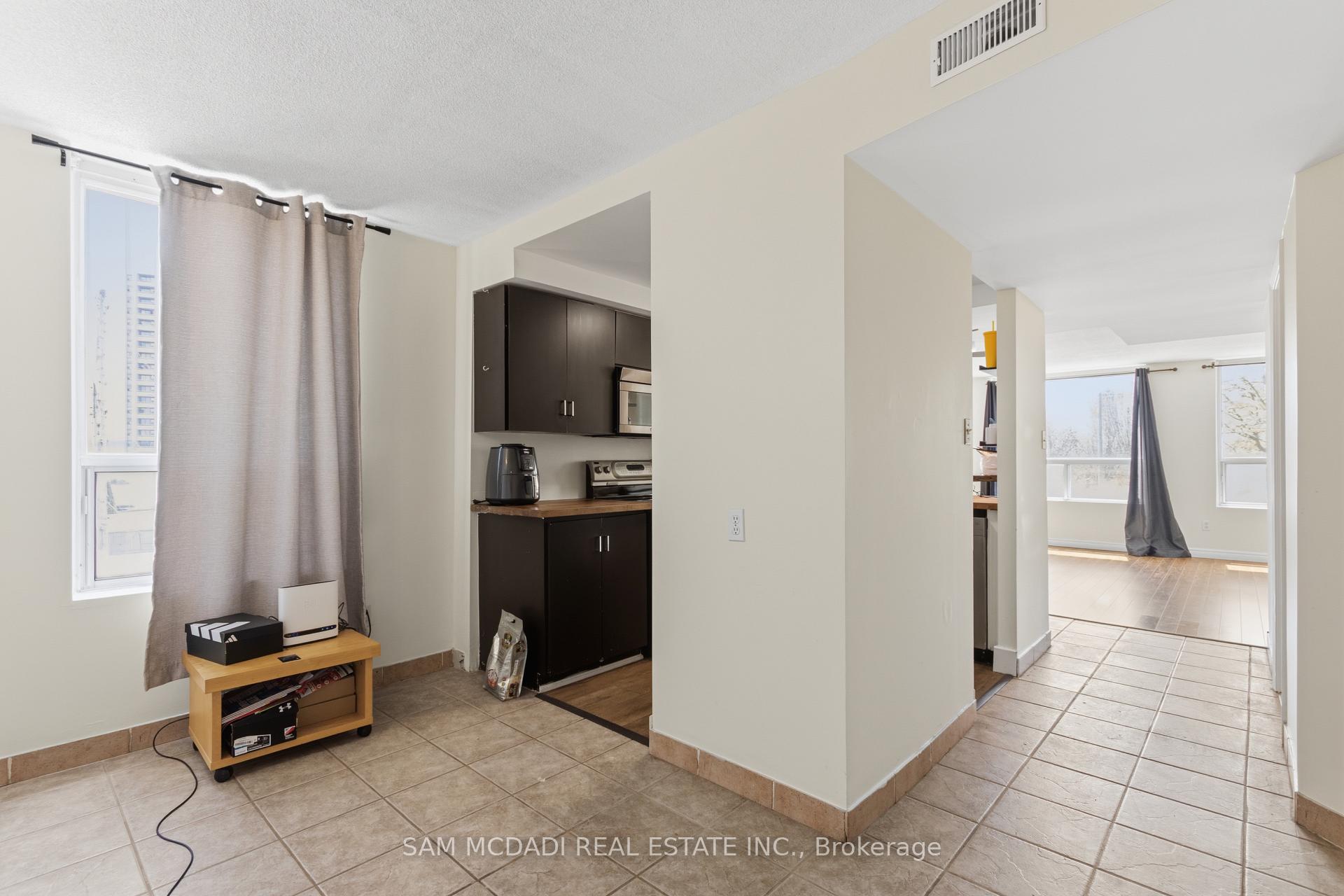 400 York Boulevard 201