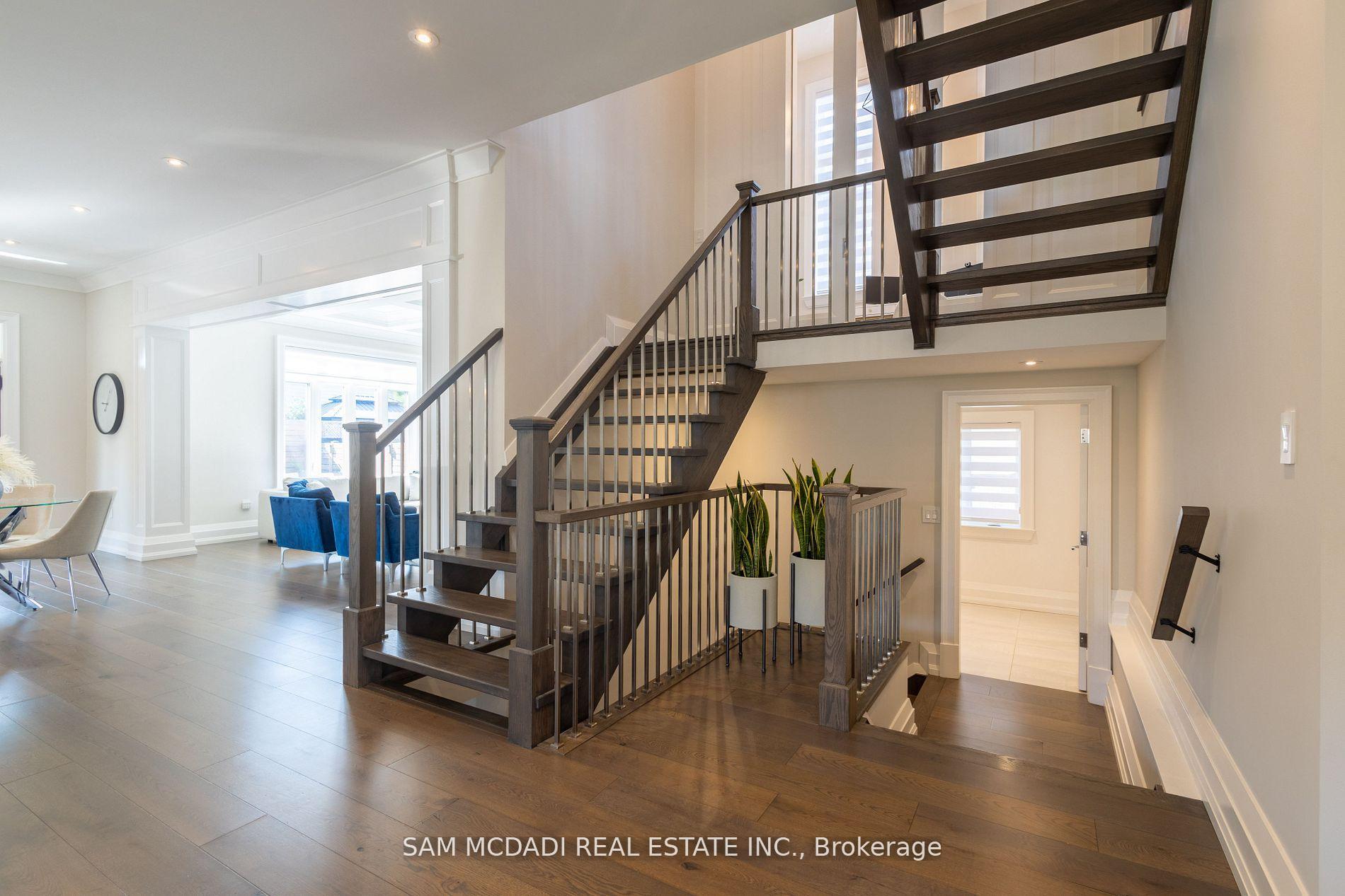 451C MONTREAL Circle
