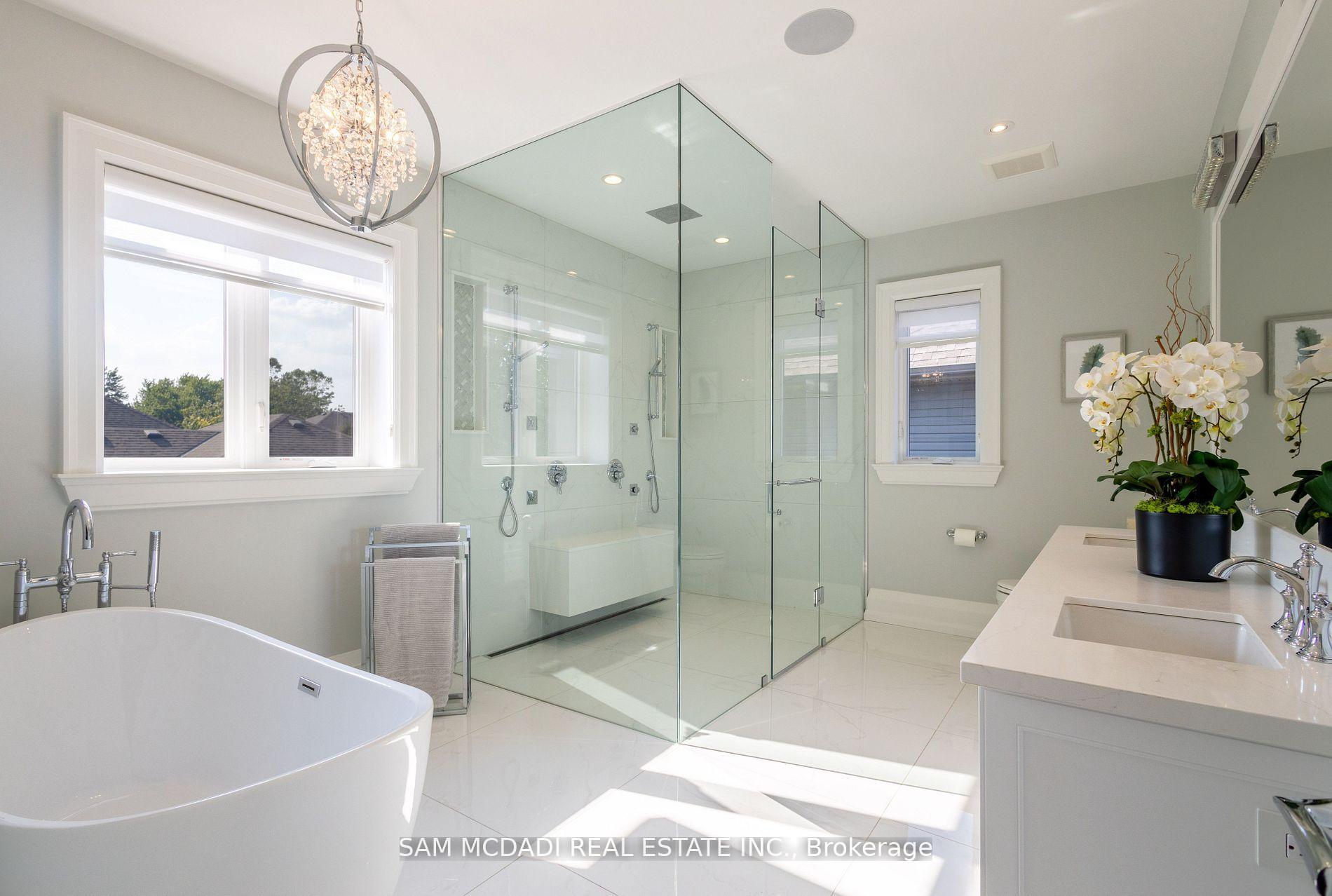 451C MONTREAL Circle