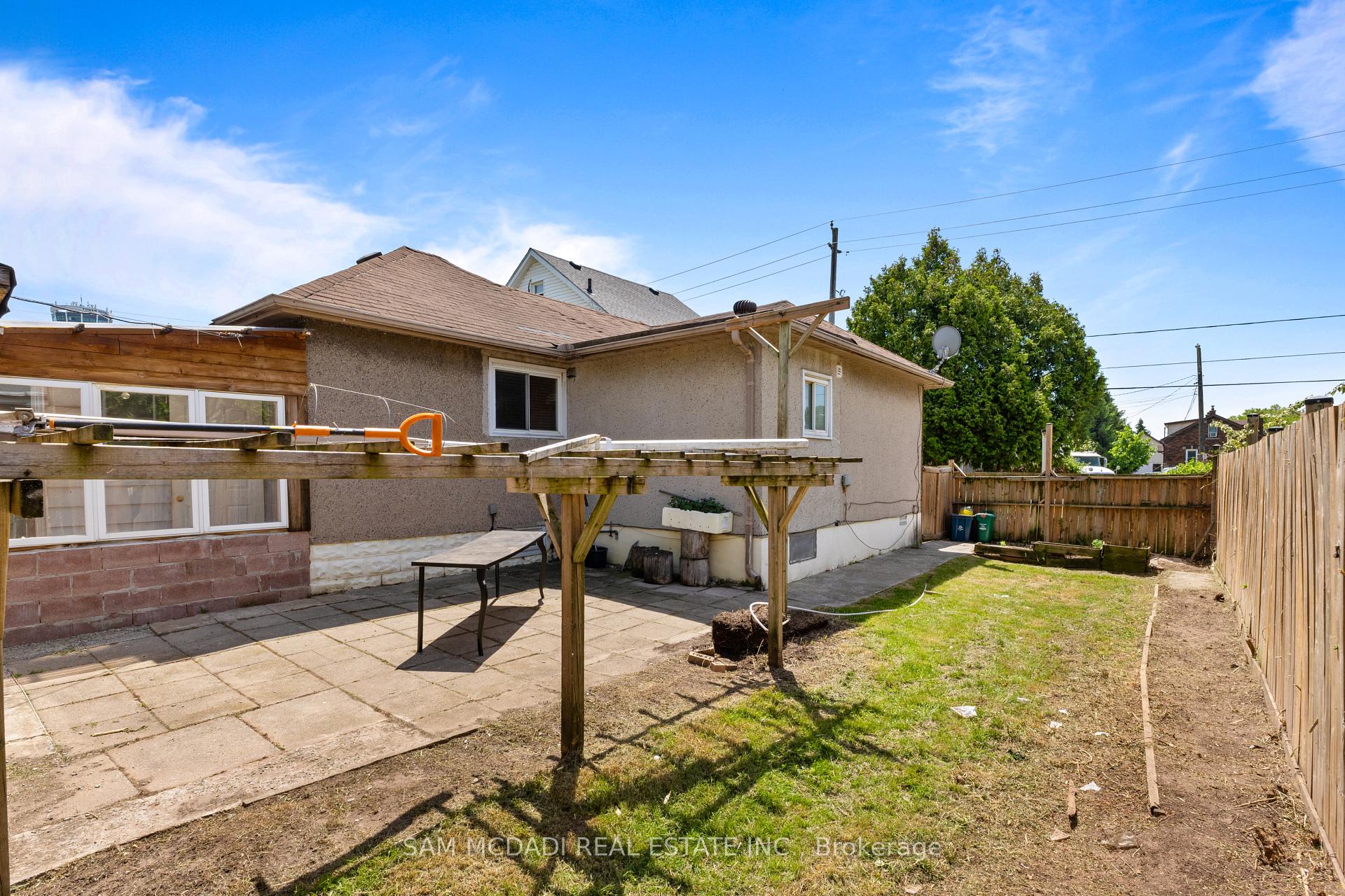 5717 Dunn Street