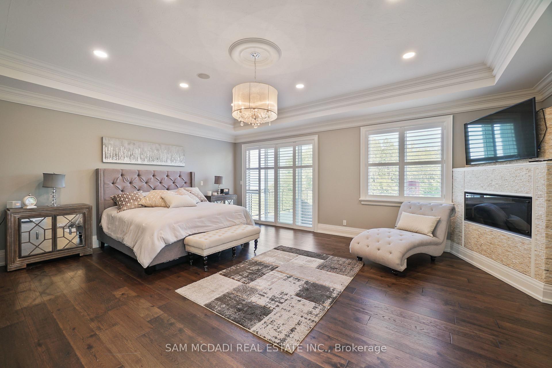 119 Ishwar Drive