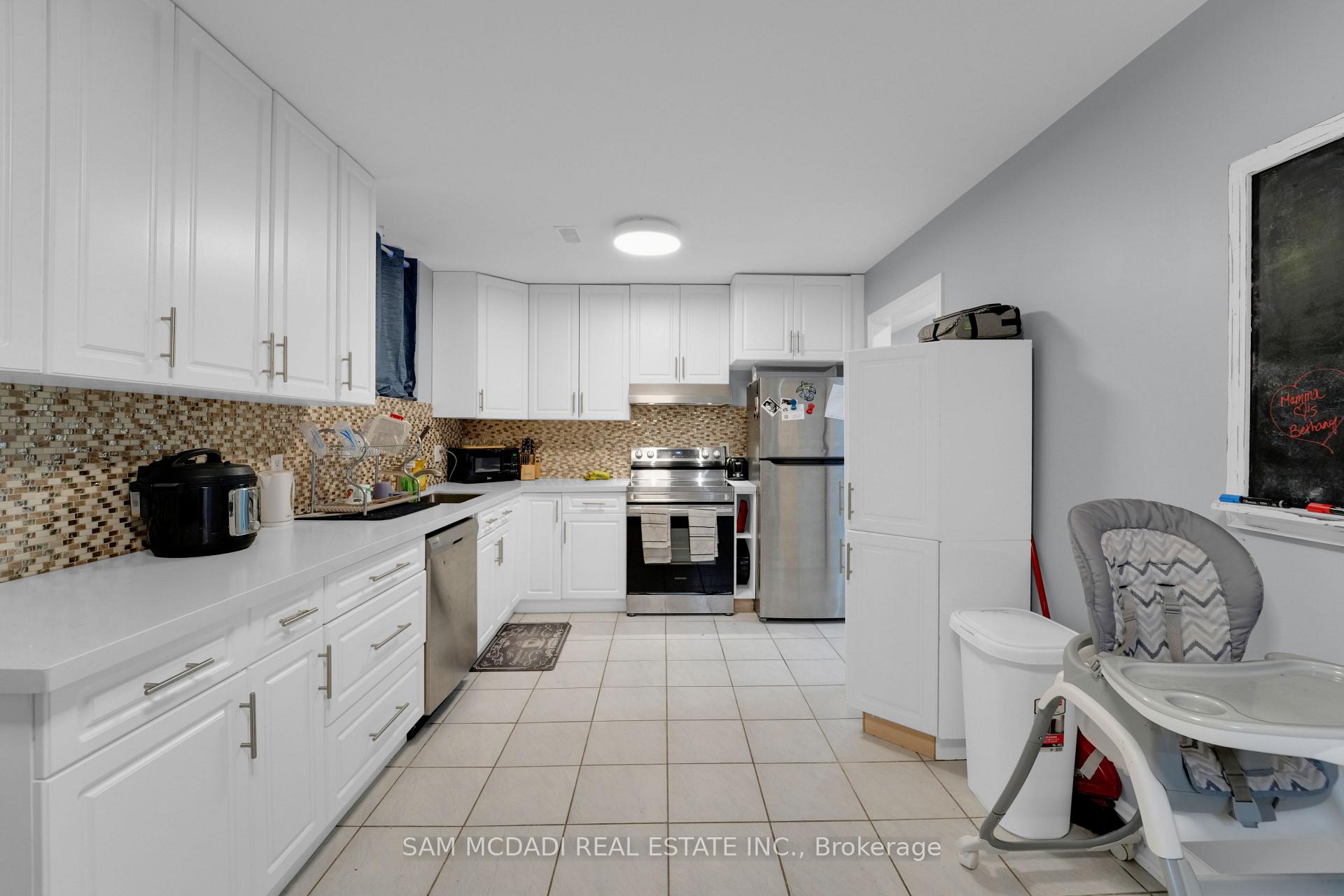 90 Tisdale Street S
