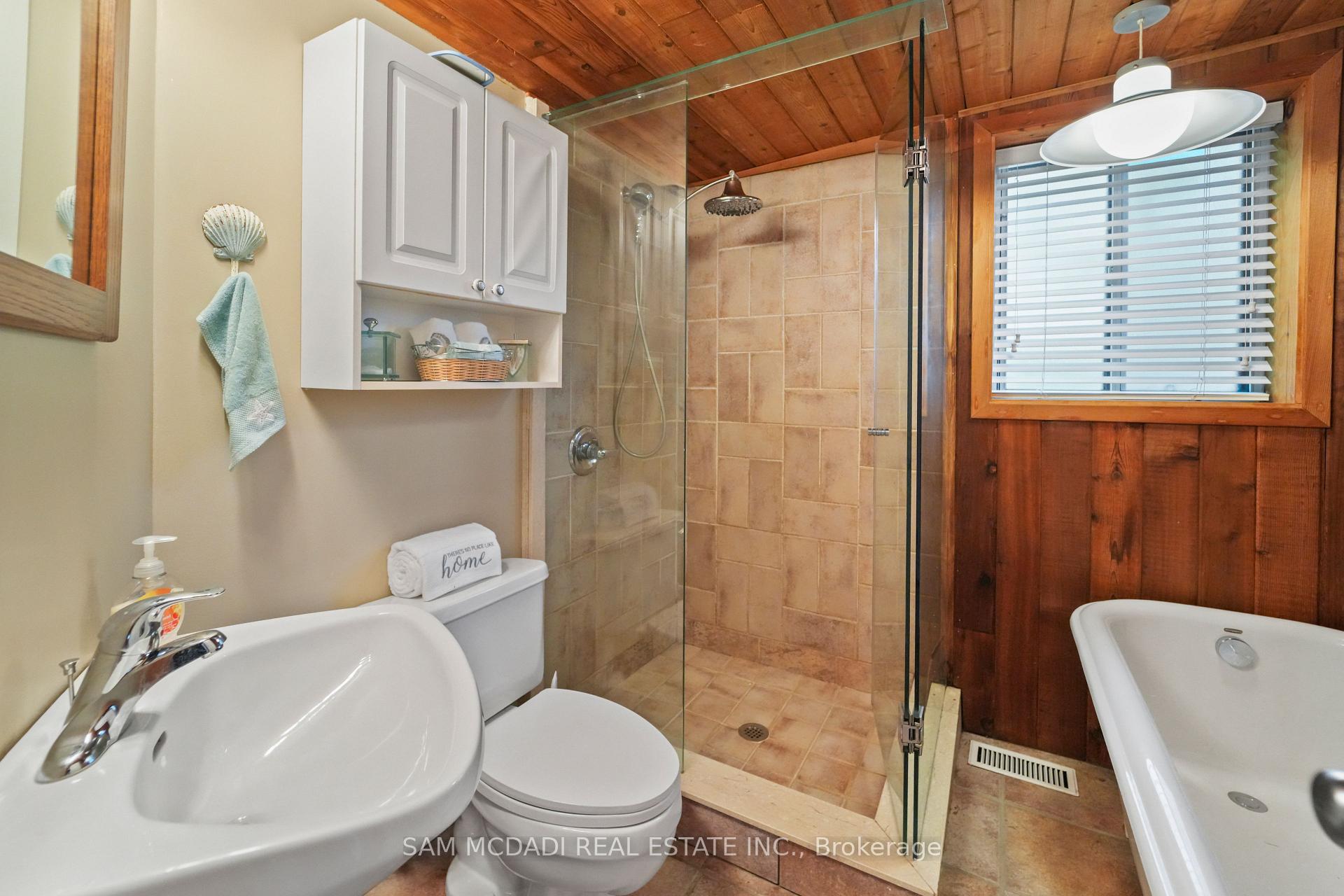 11 Pinetree Rd S1 Road