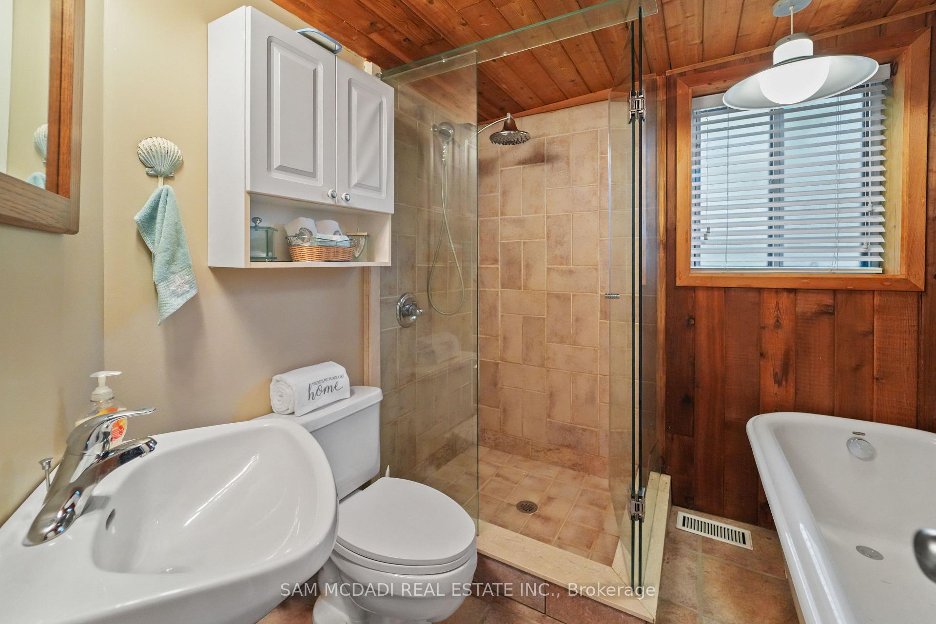 11 Pinetree Rd S1 Road