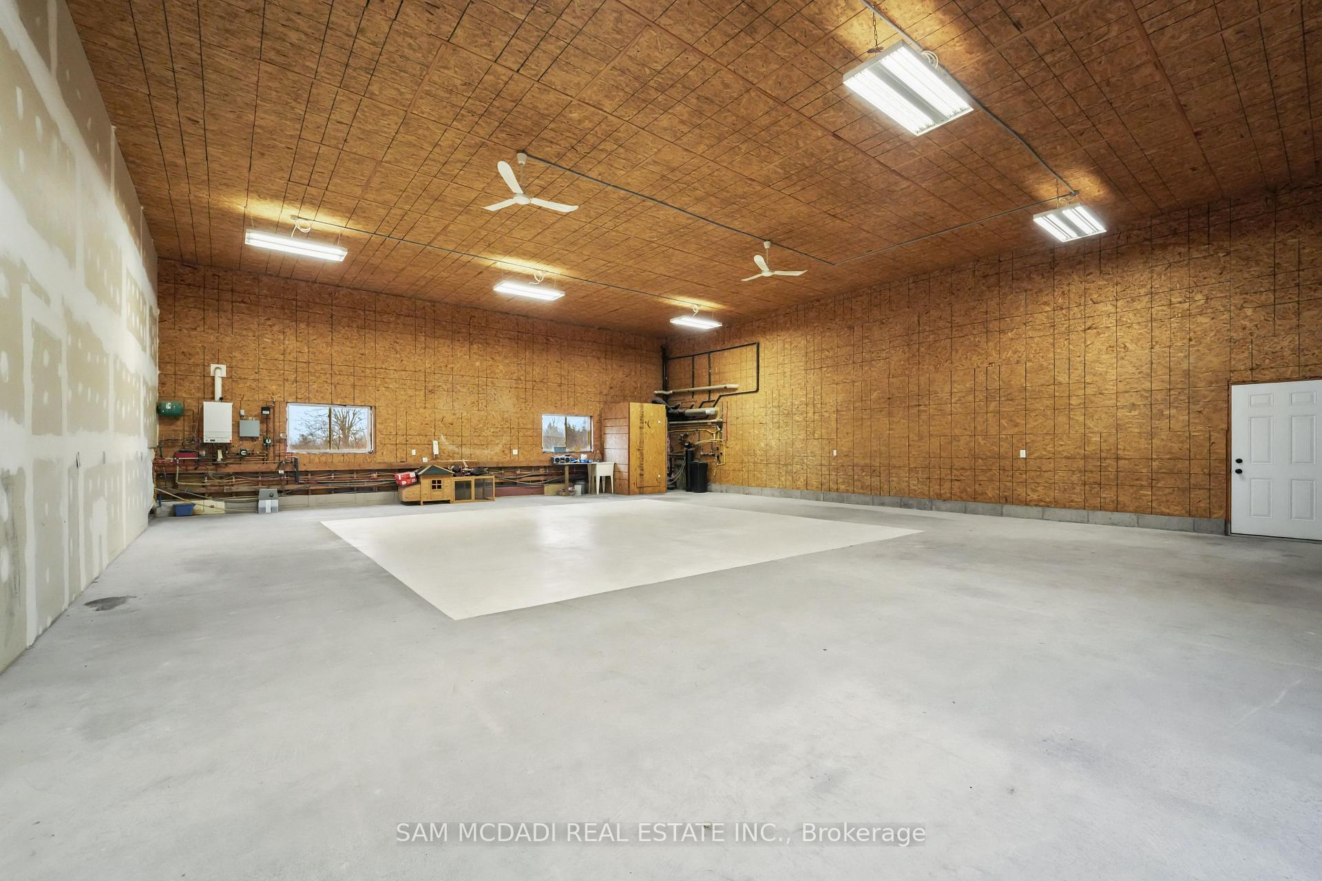 1291 Old Highway 8 N/A