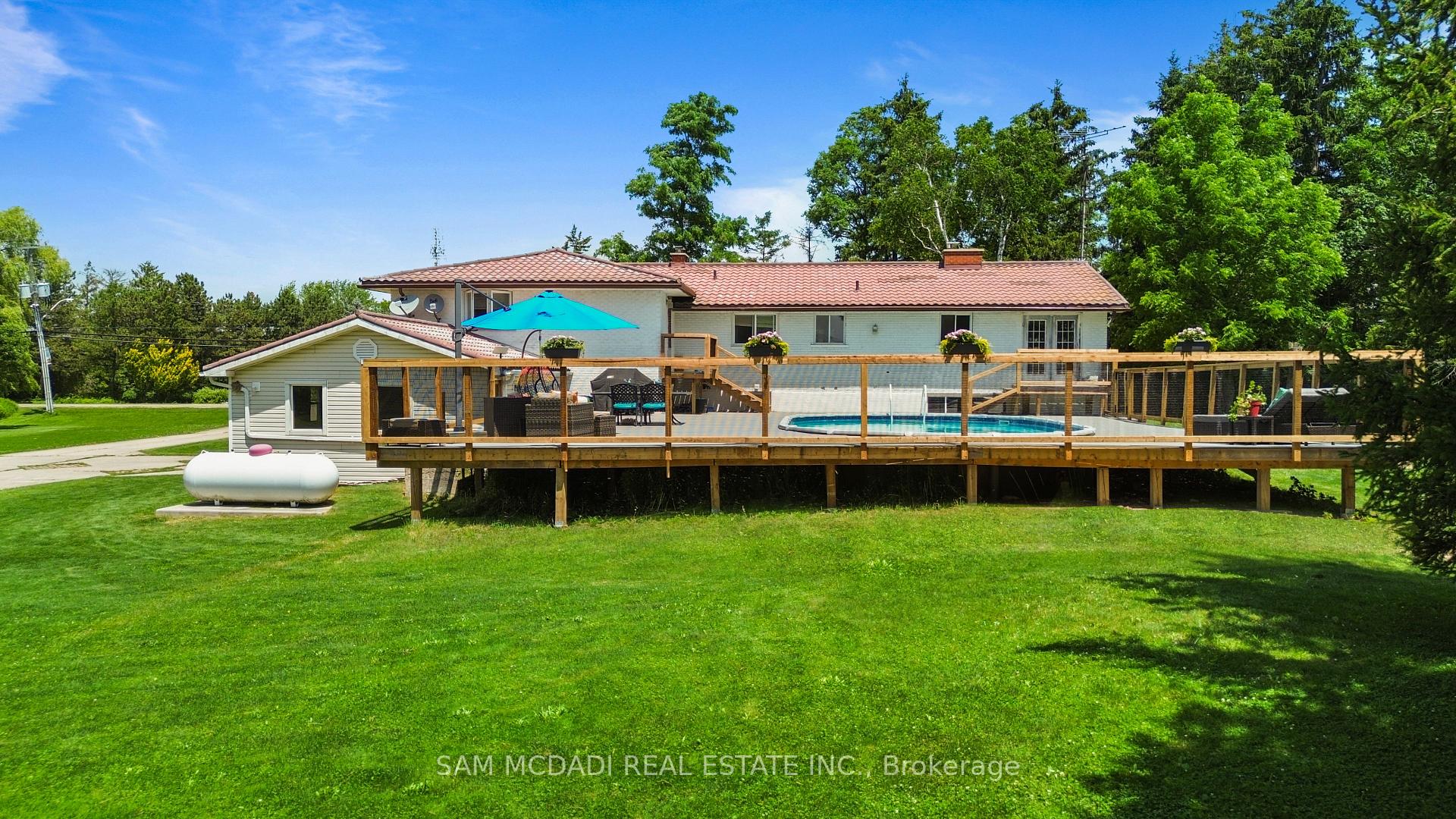 1291 Old Highway 8 N/A