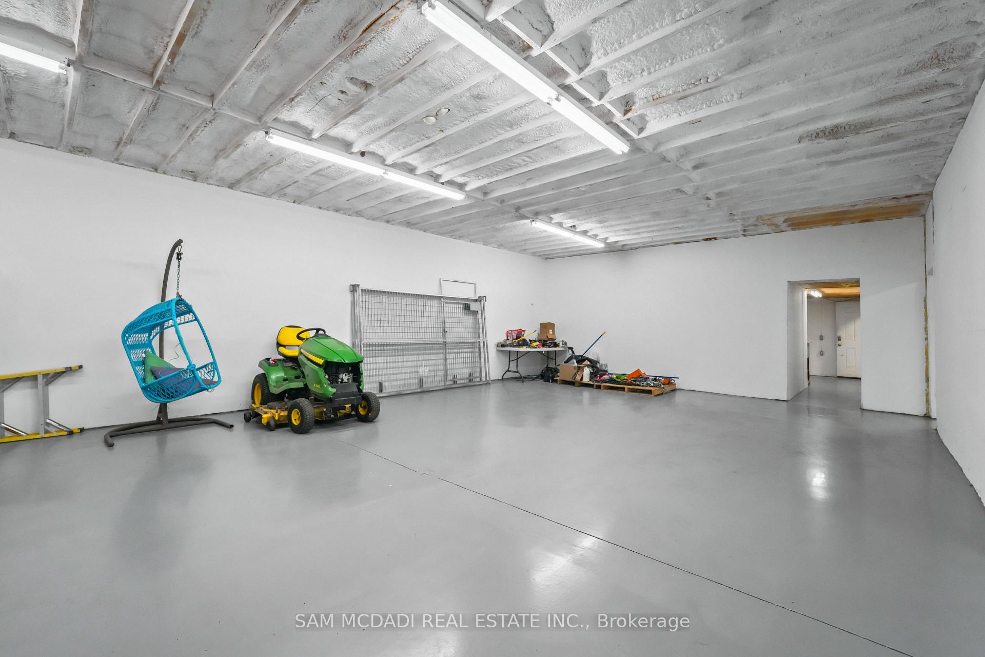 1291 Old Highway 8 N/A