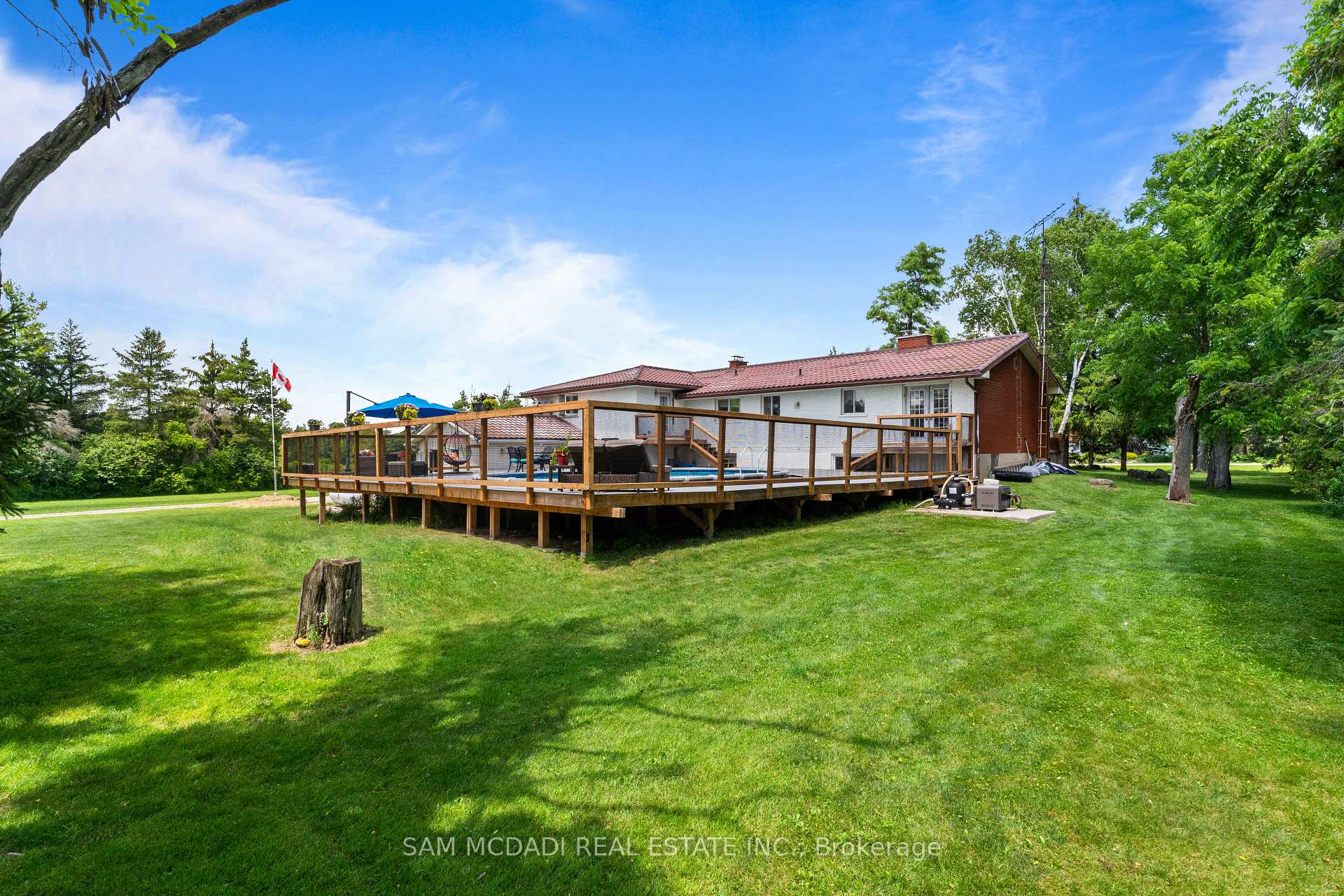 1291 Old Highway 8 N/A