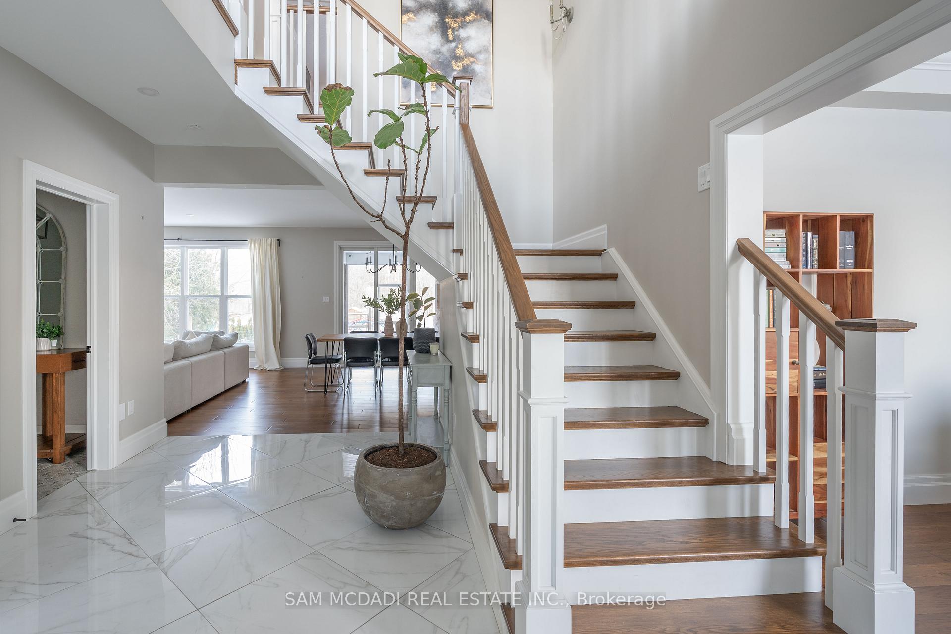 1096 Westbrook Road