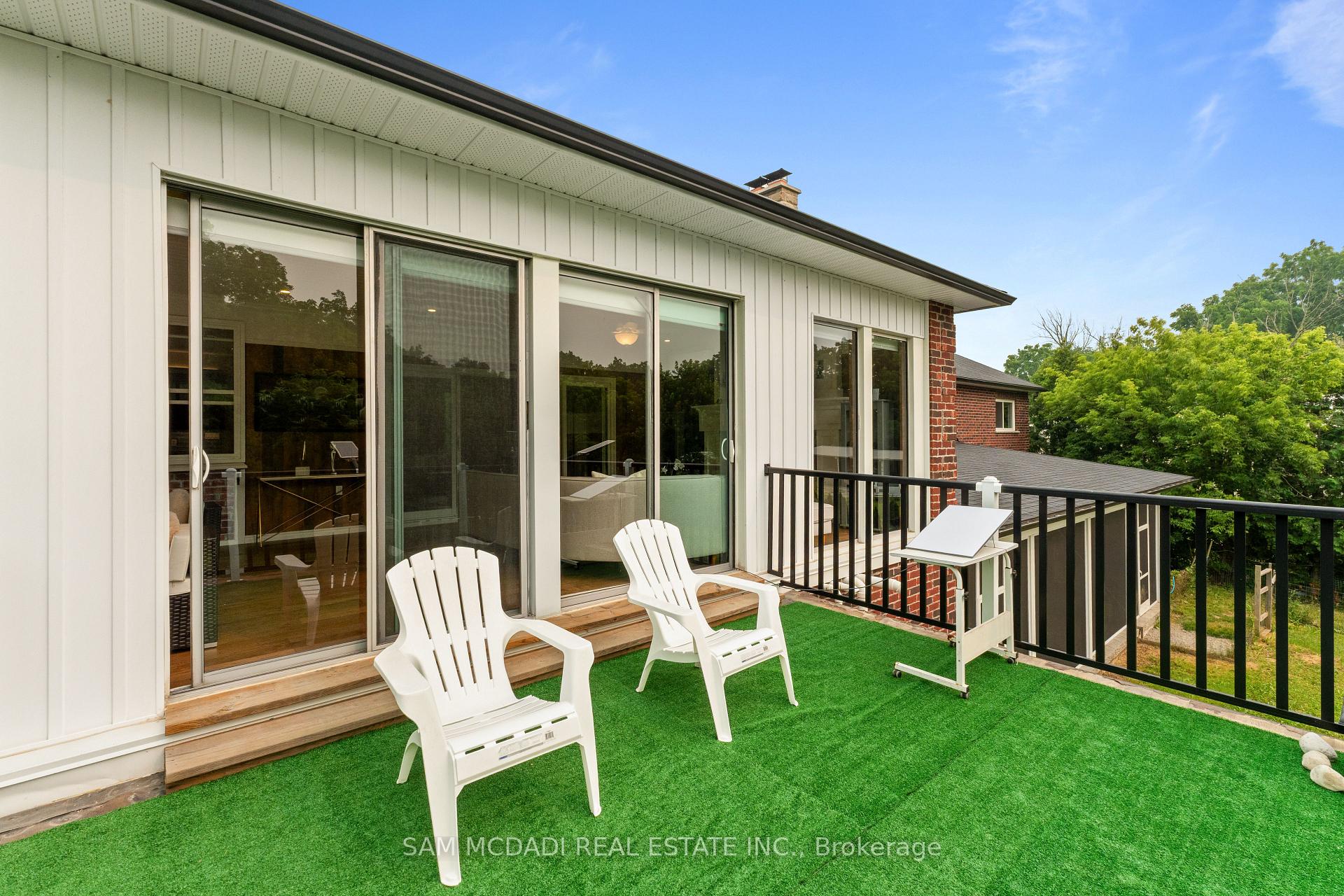 1096 Westbrook Road