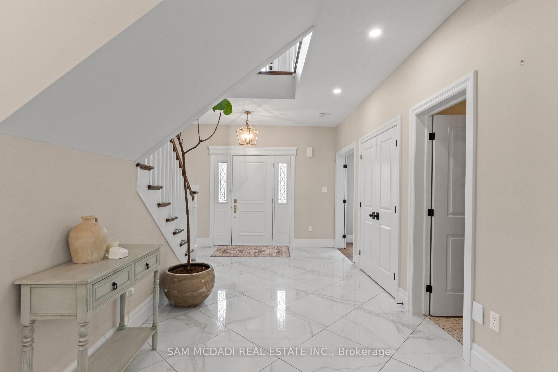 1096 Westbrook Road
