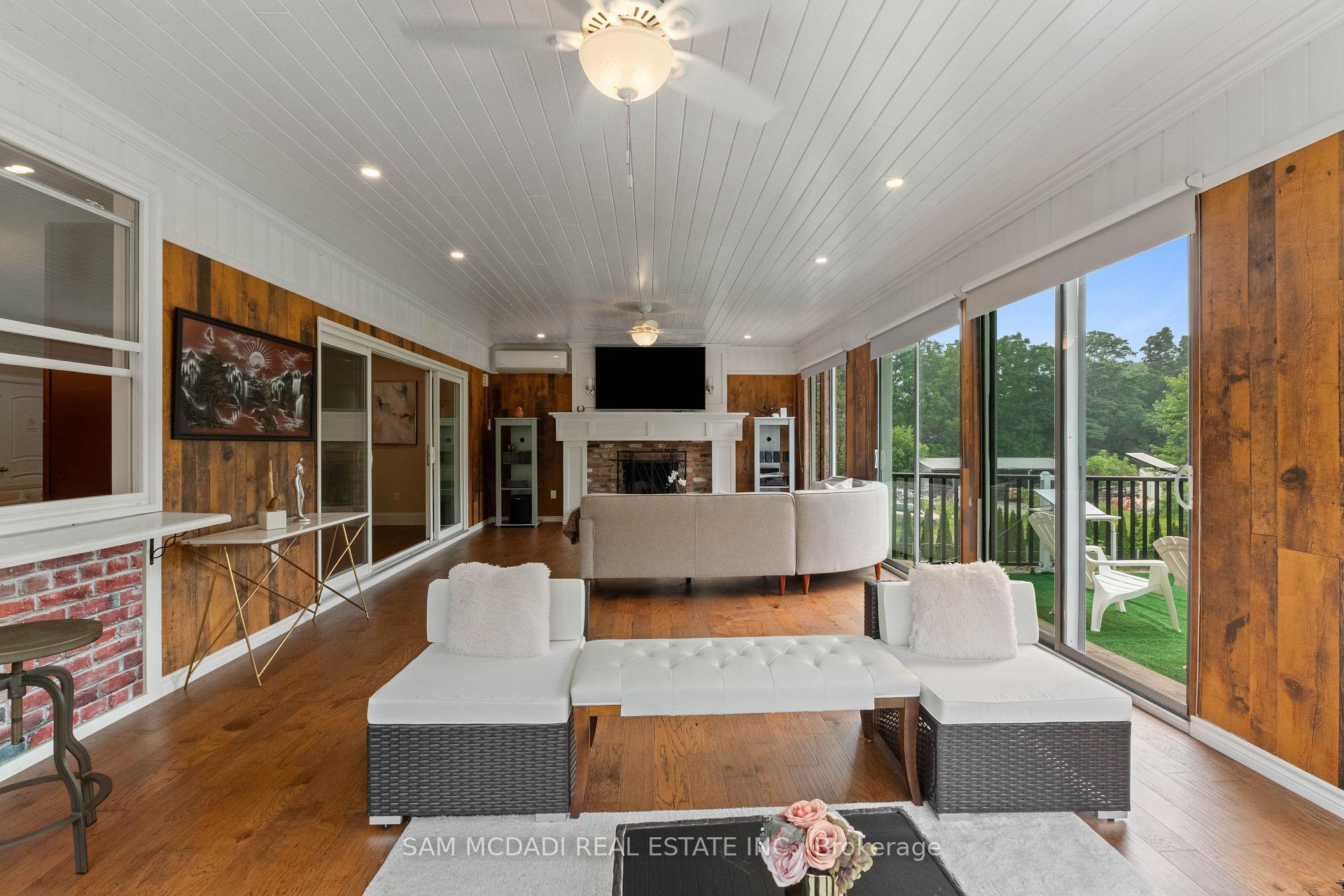 1096 Westbrook Road