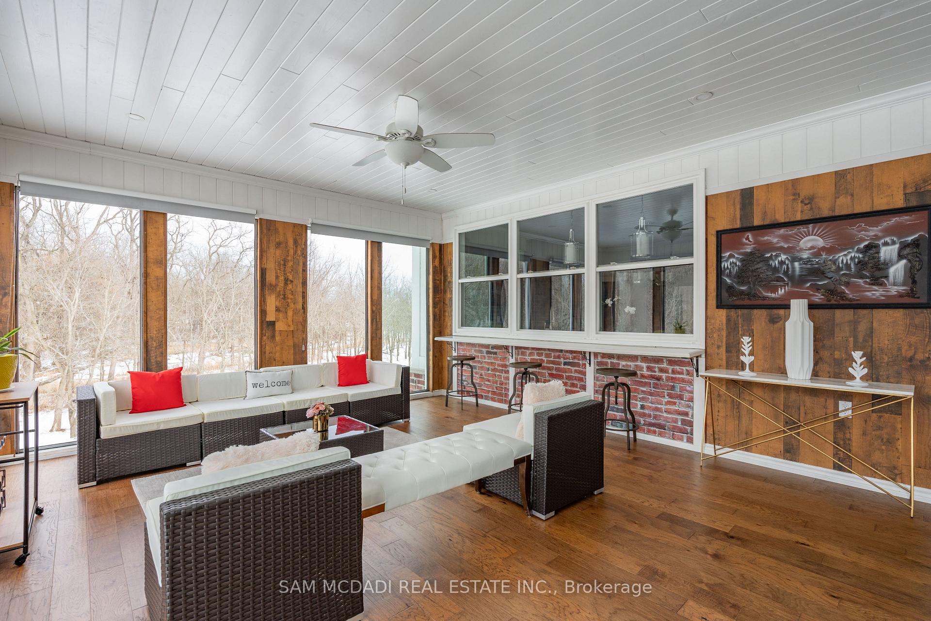 1096 Westbrook Road
