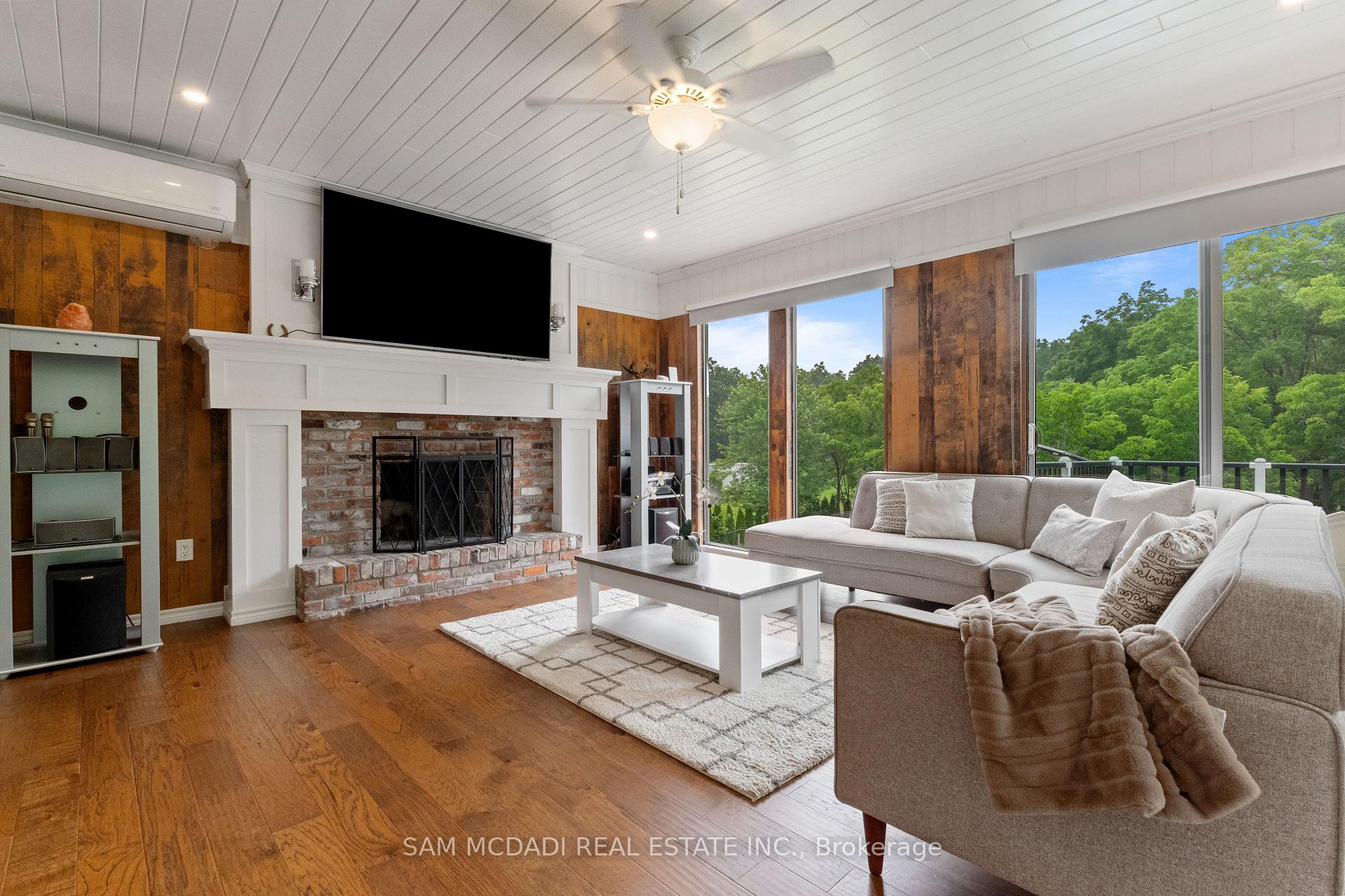 1096 Westbrook Road