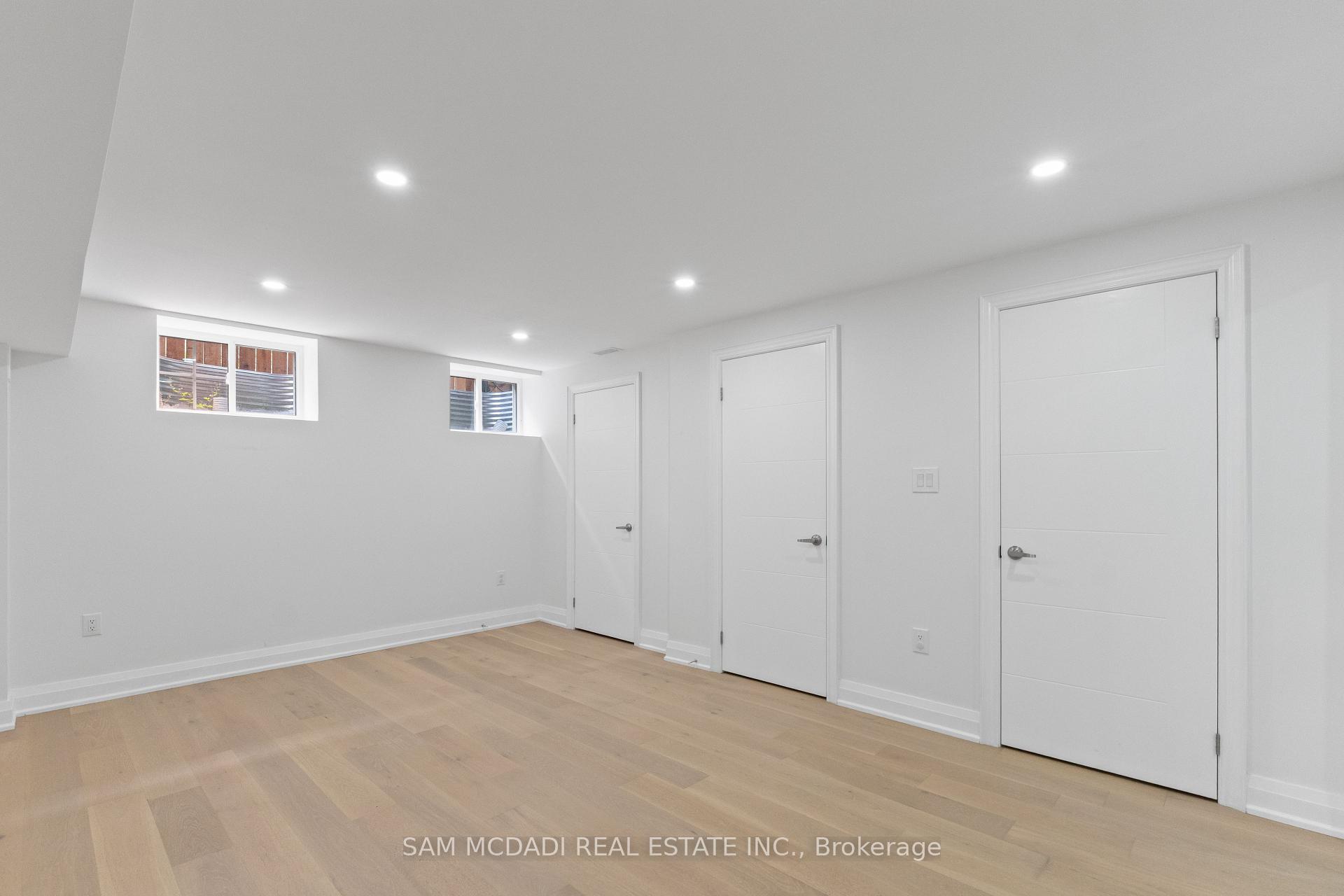 1096 Westbrook Road