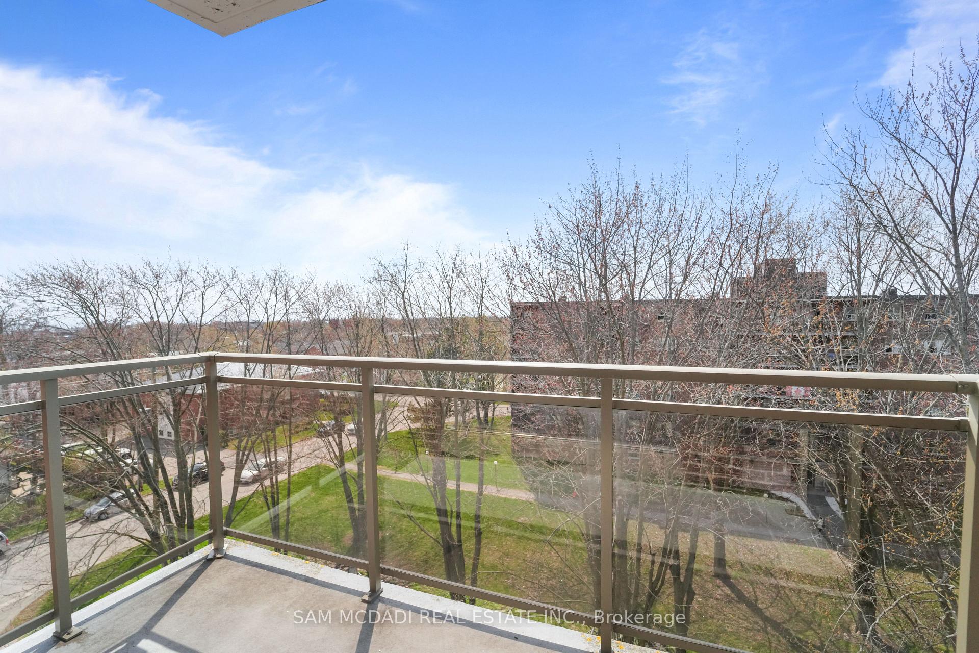 62 Spencer Street 302