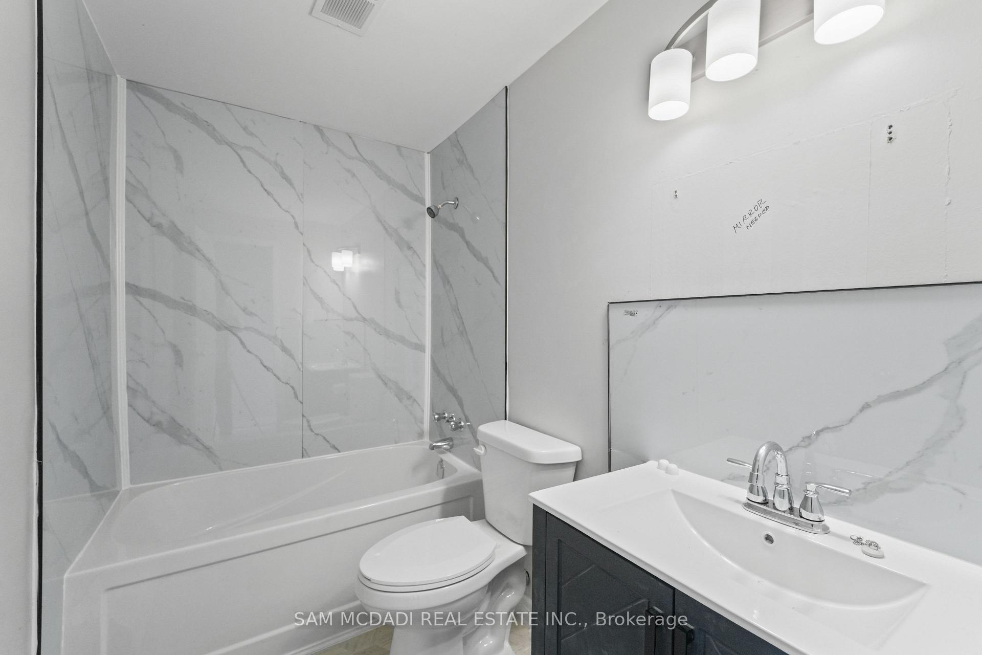 62 Spencer Street 302