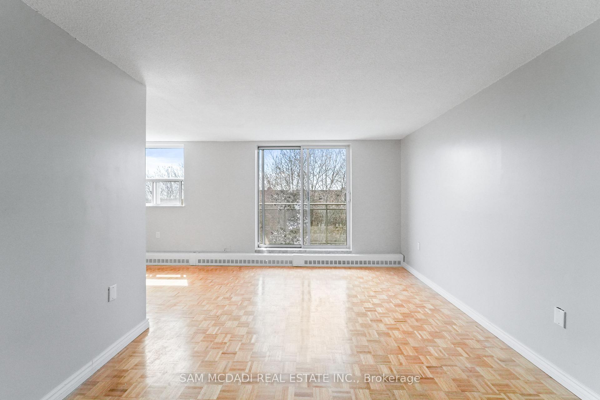 62 Spencer Street 302