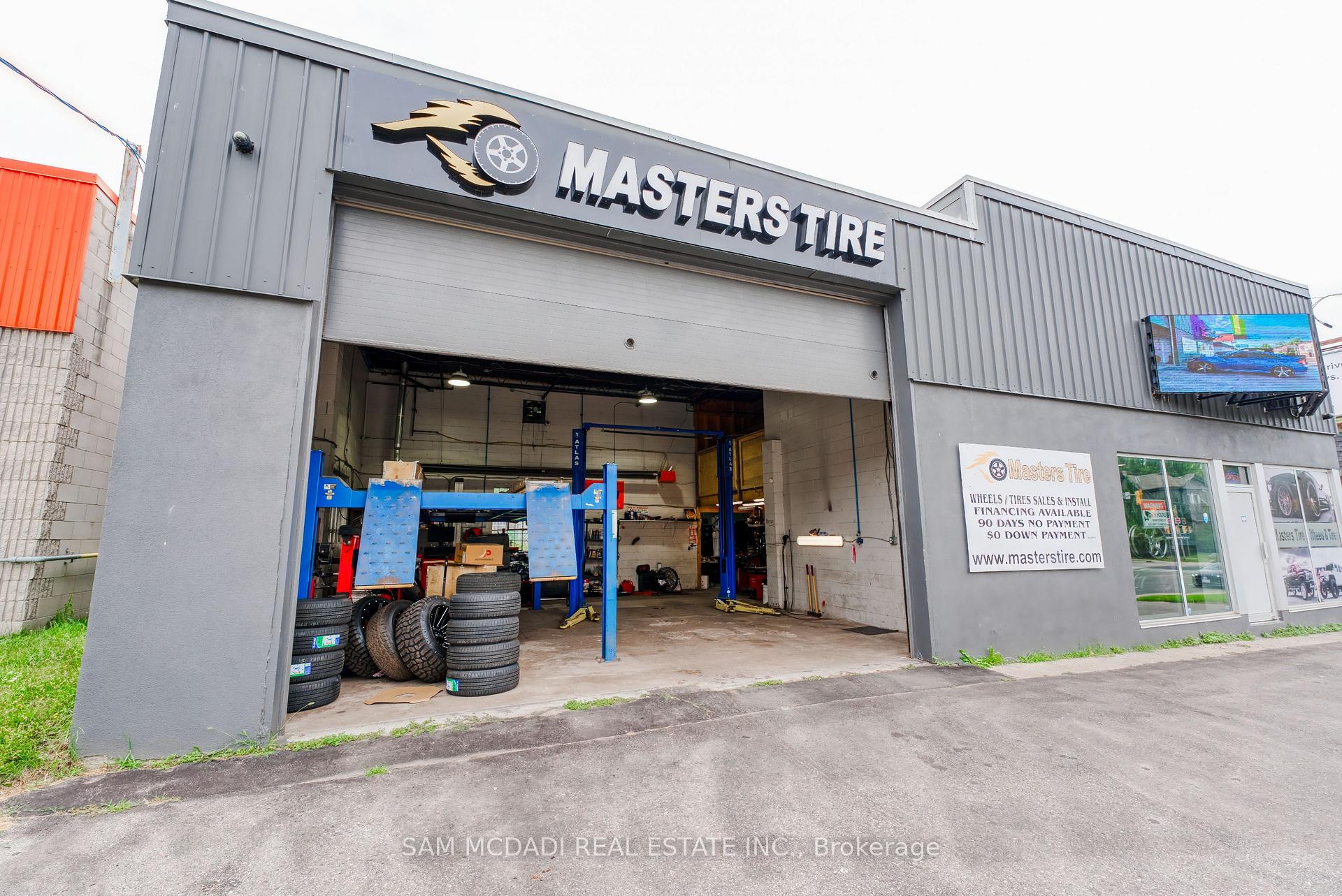 205 Wharncliffe Road S