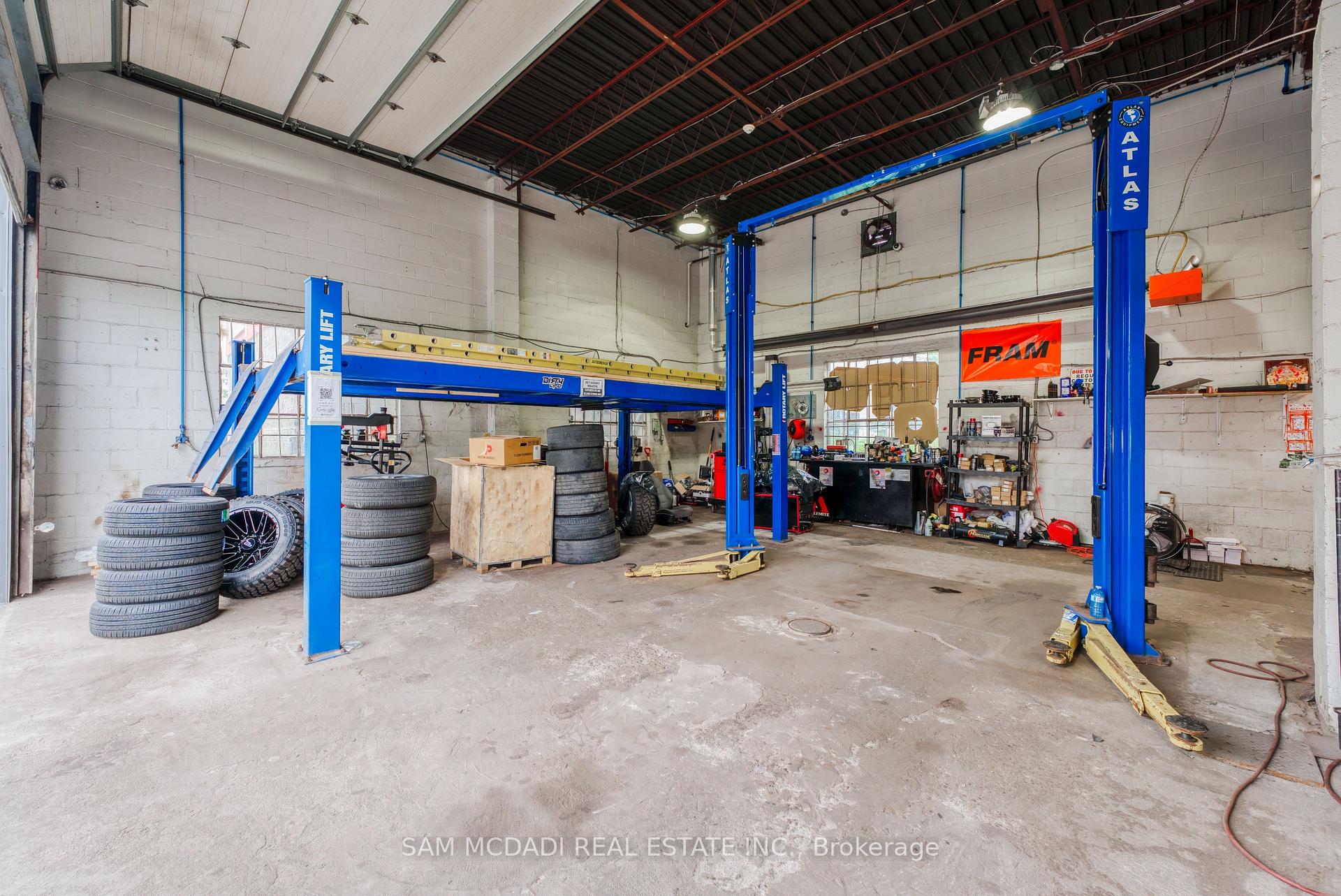205 Wharncliffe Road S