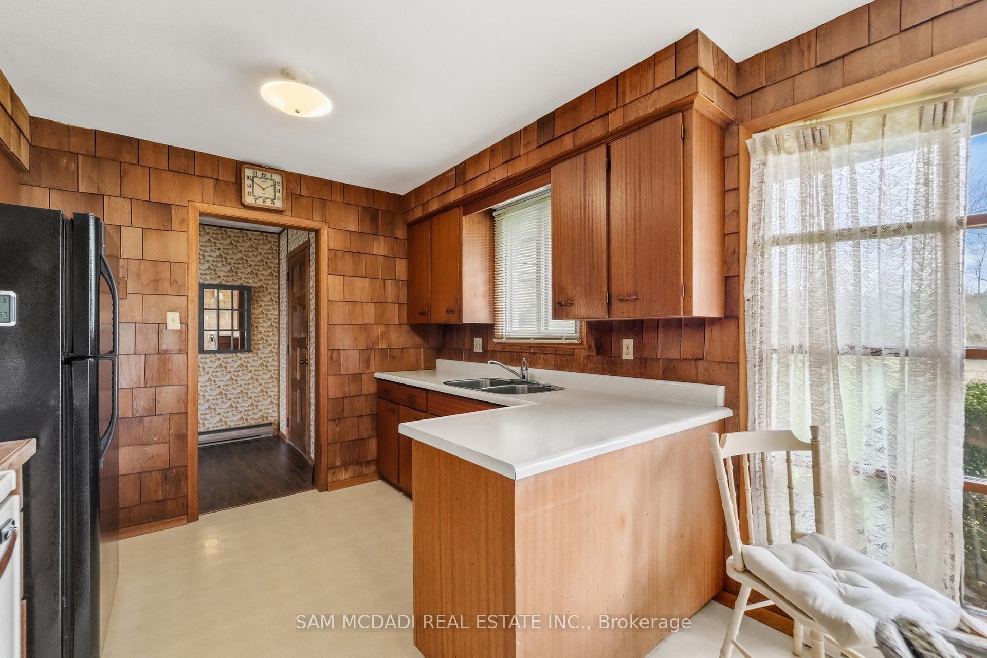 5114 Allan Path