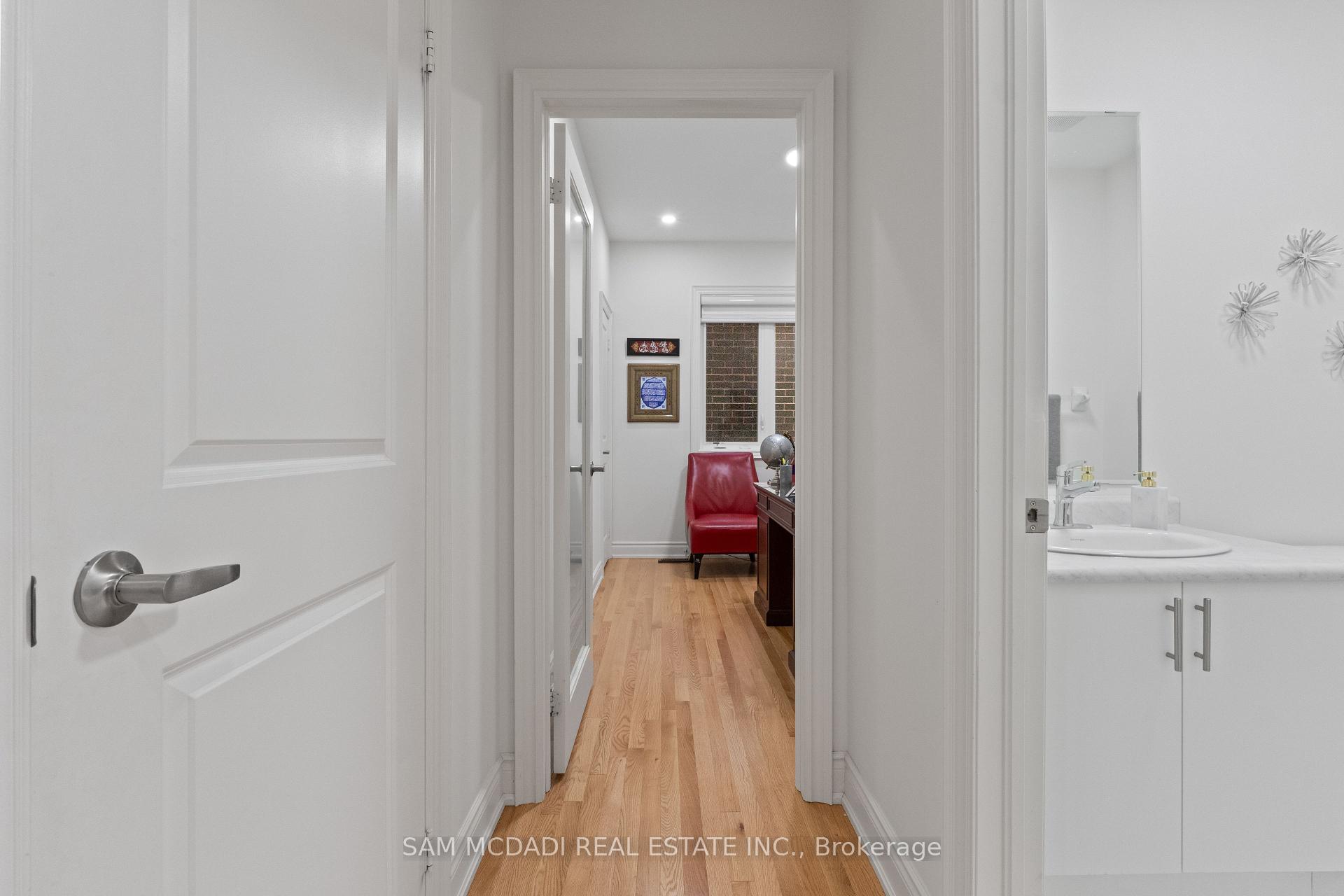 446 Humphrey Street