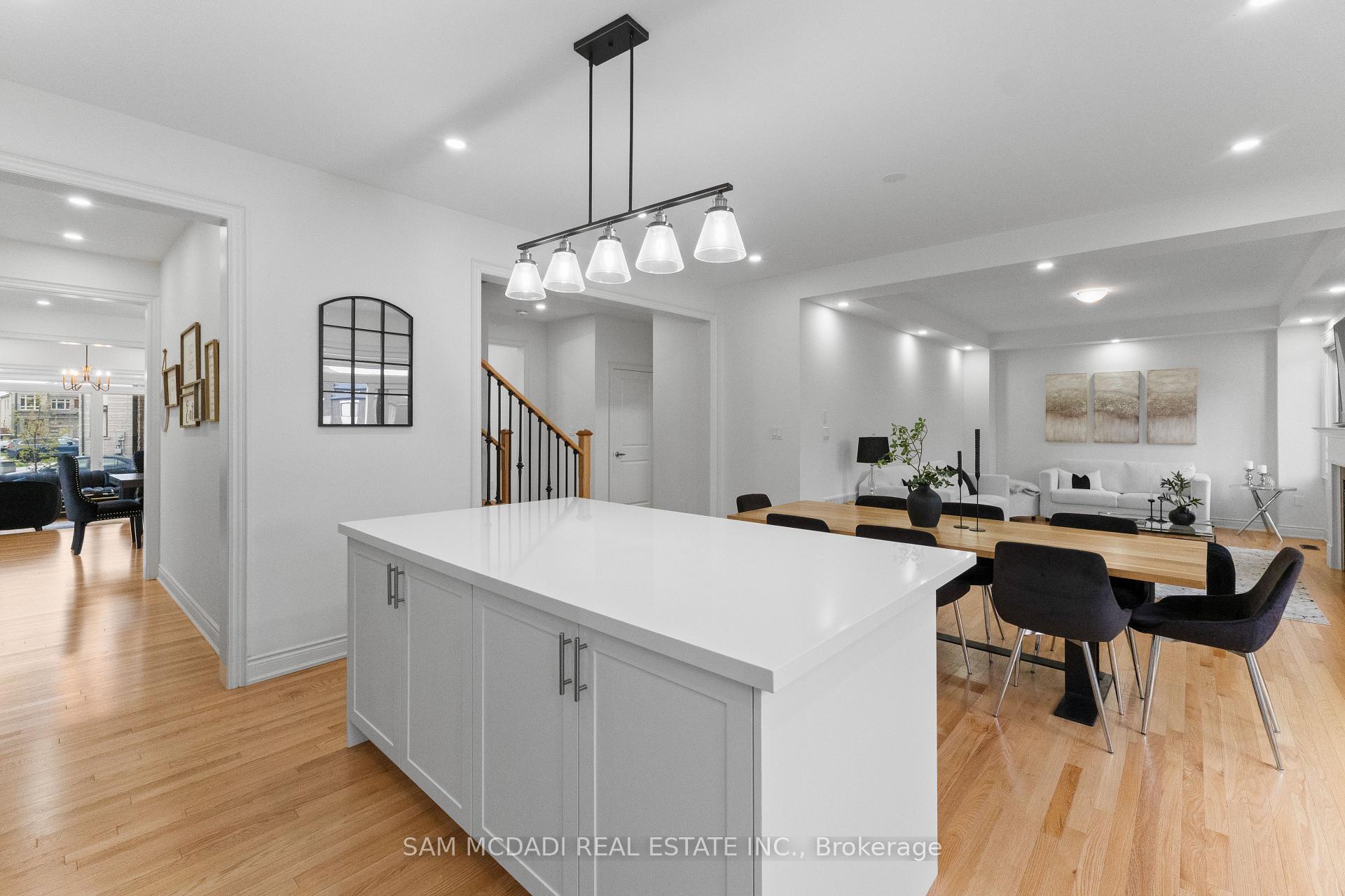 446 Humphrey Street