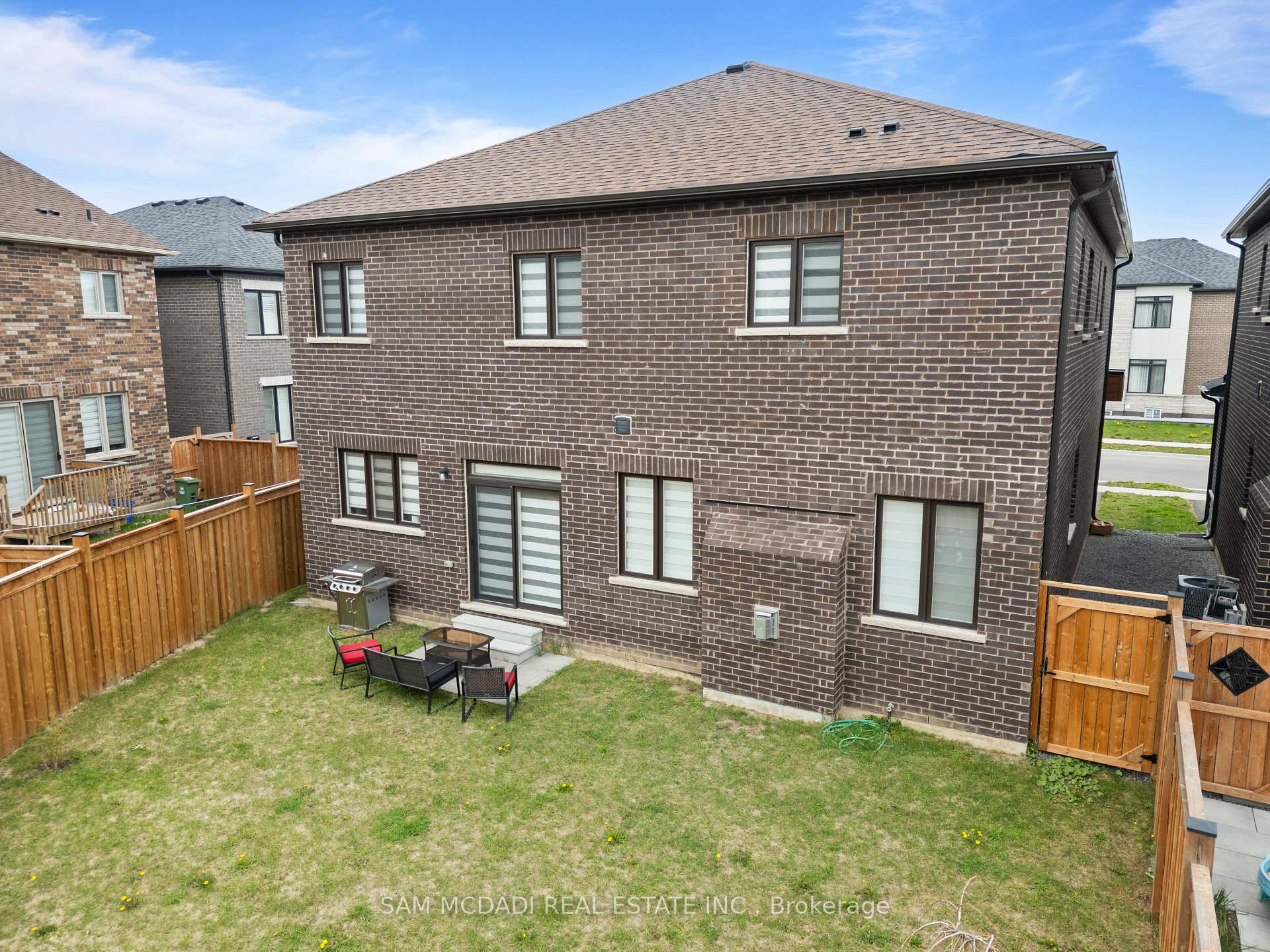446 Humphrey Street