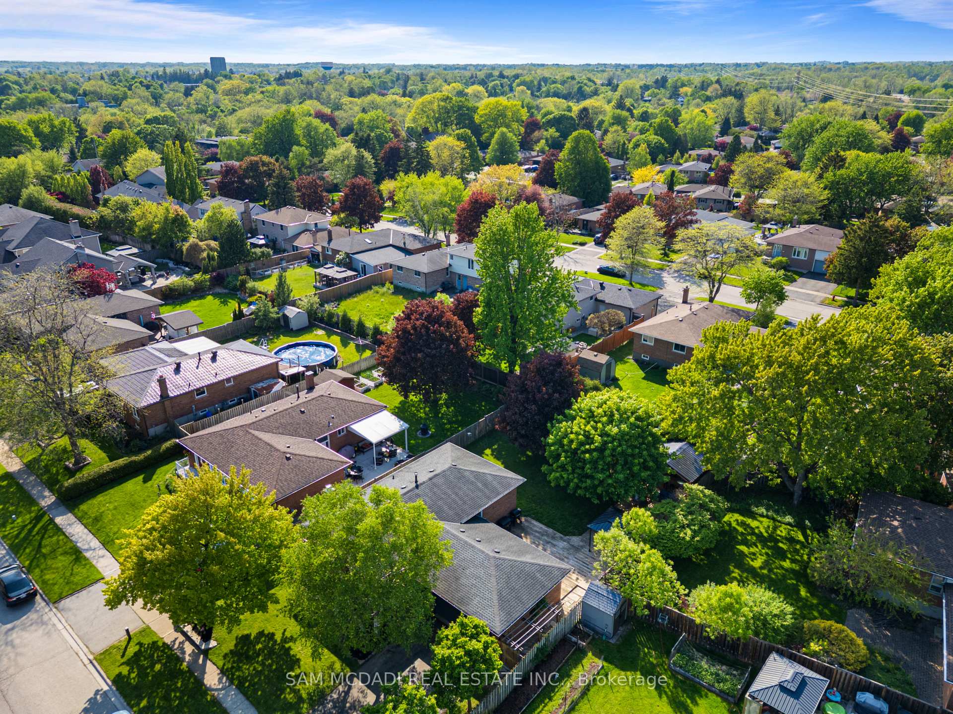 32 Milverton Close