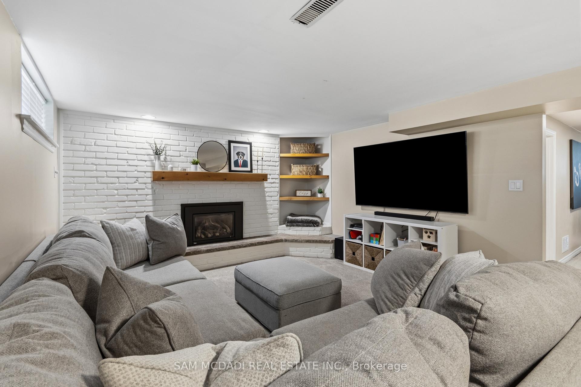 32 Milverton Close