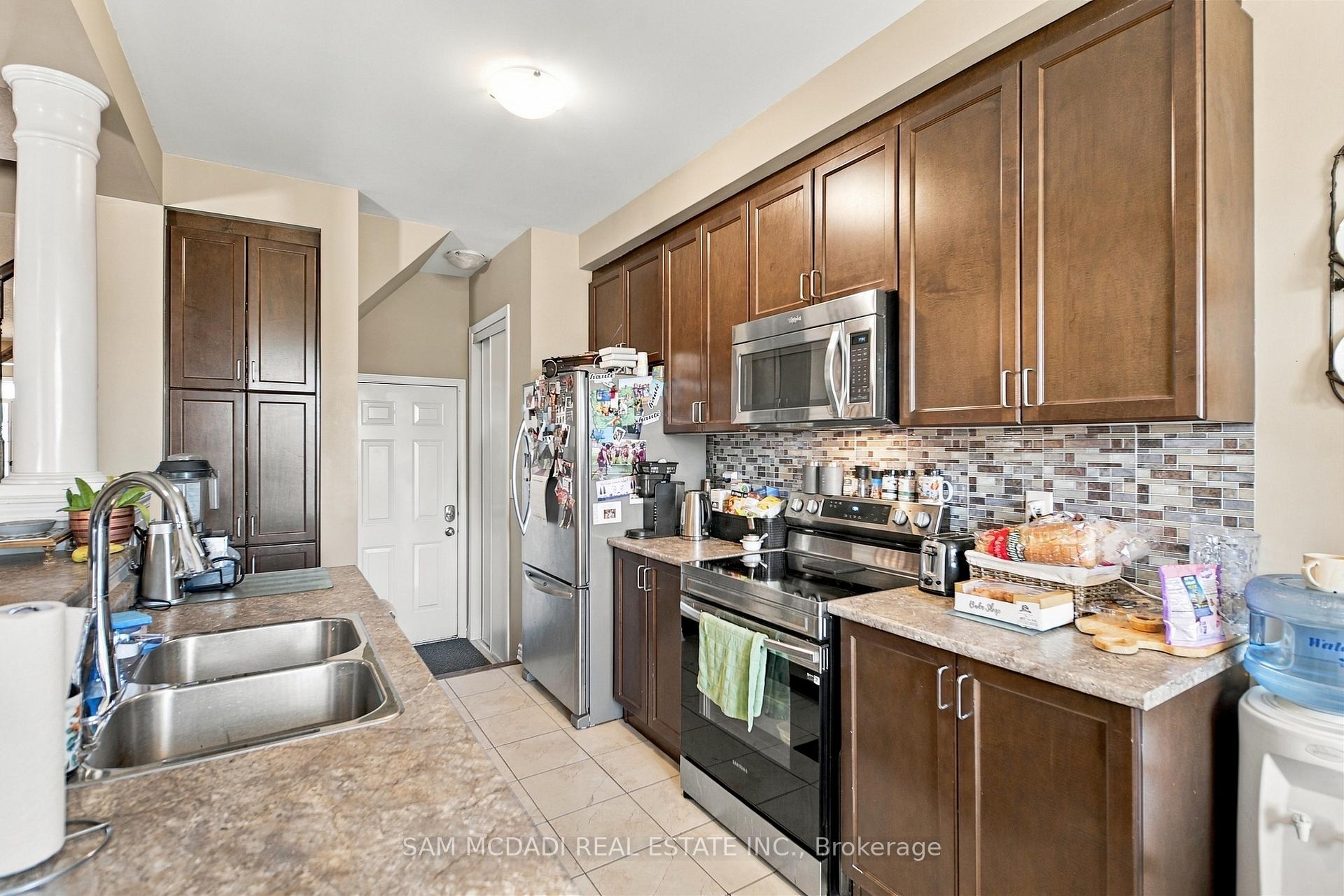 8 Celano Drive