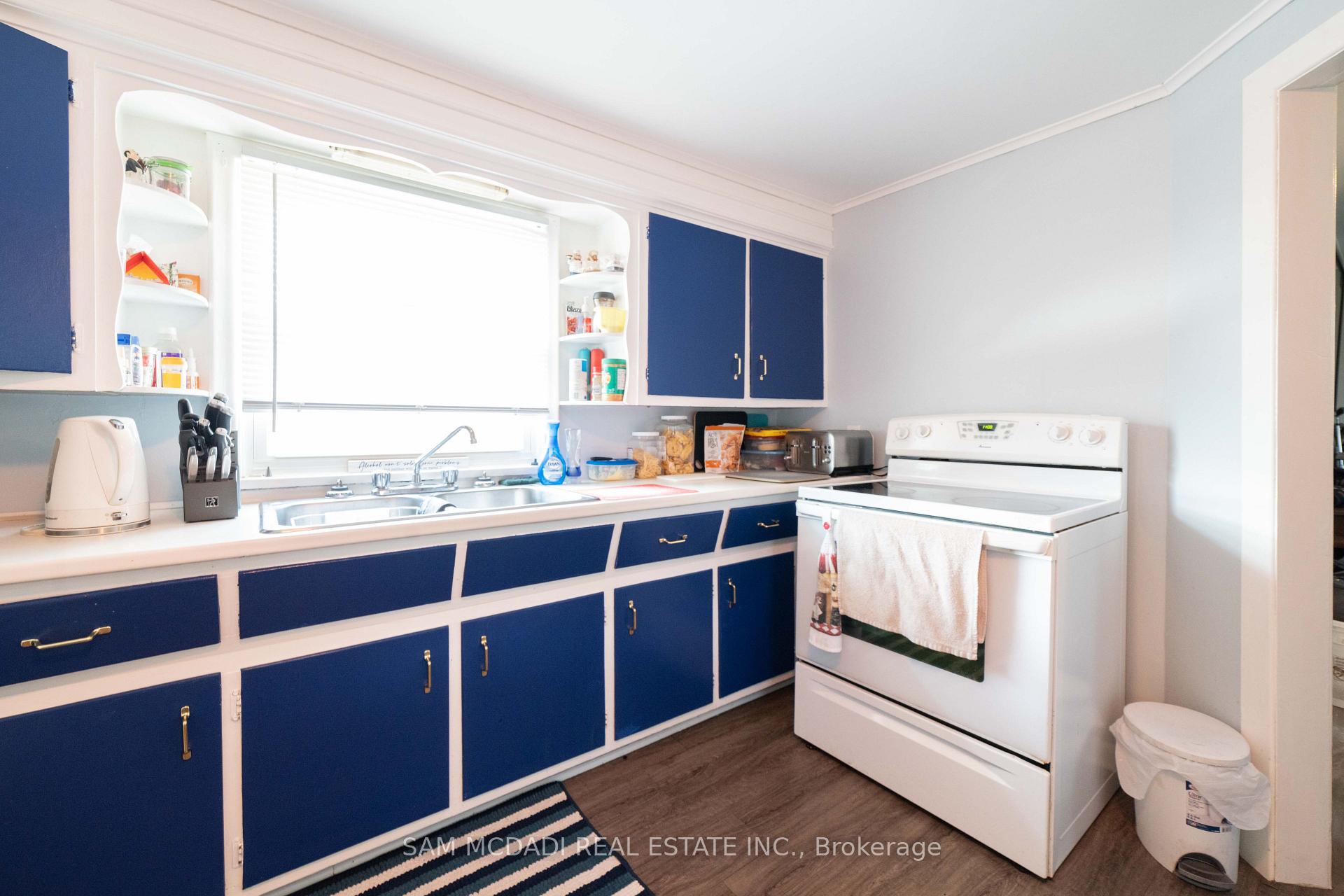 187 Erie Street