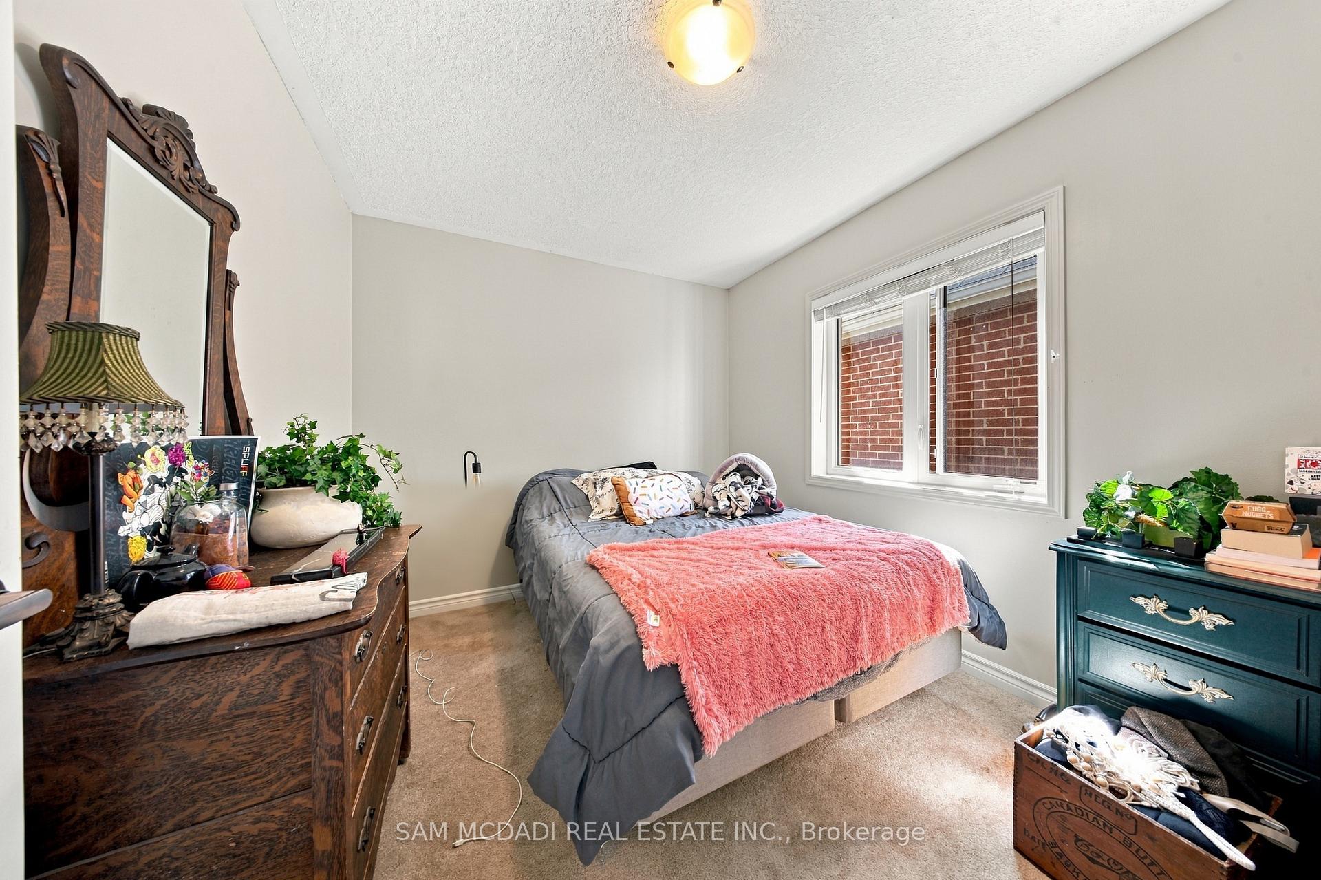 8 Celano Drive