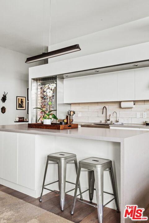 4080 GLENCOE AVE Unit: 423