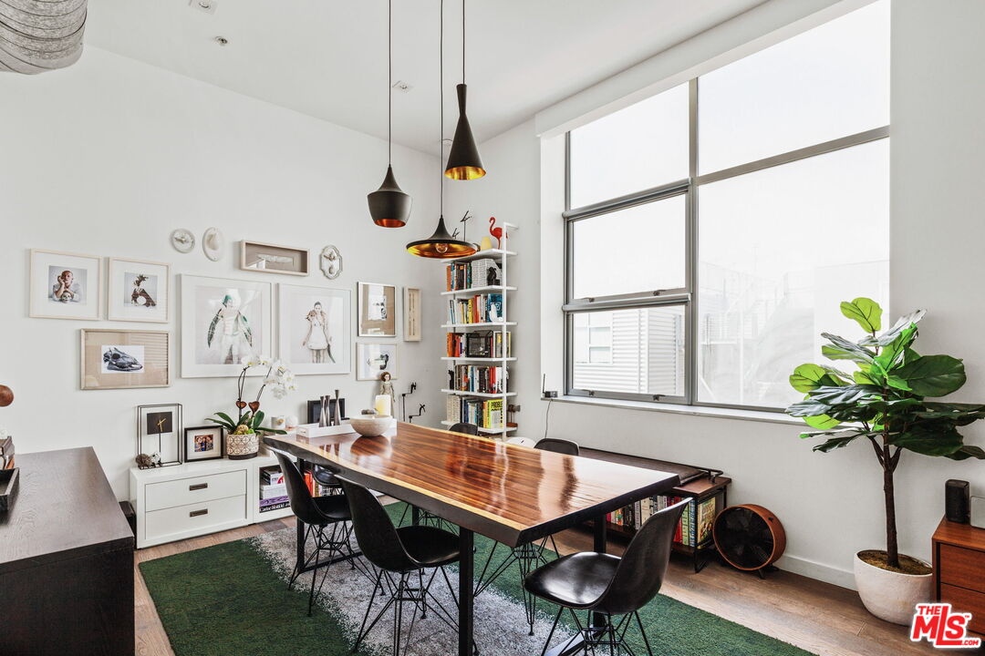 4080 GLENCOE AVE Unit: 423