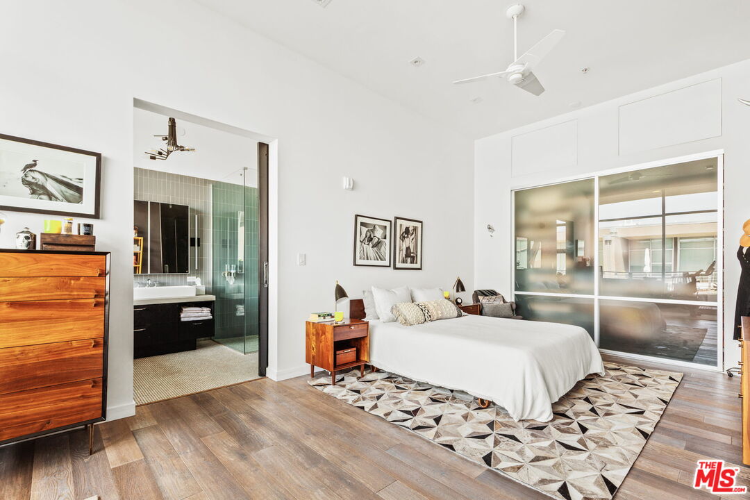 4080 GLENCOE AVE Unit: 423