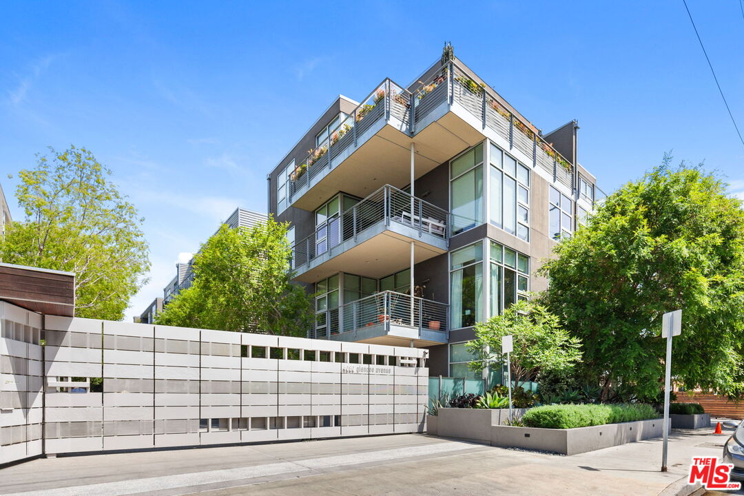 4080 GLENCOE AVE Unit: 423