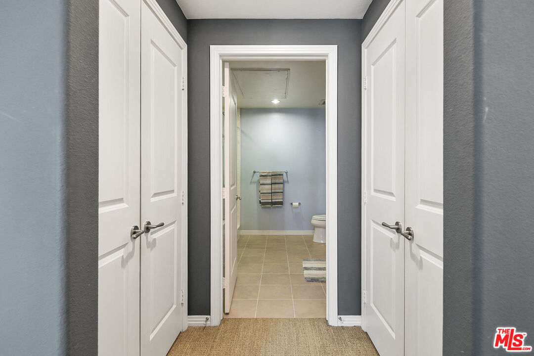 4050 Glencoe Ave Unit: 325