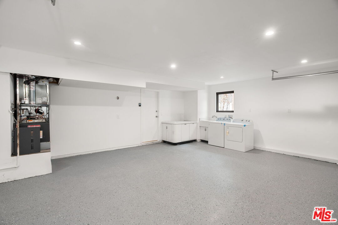 13746 Valleyheart Dr