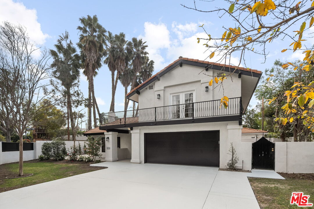 13746 Valleyheart Dr