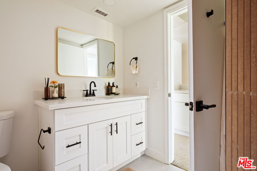 207 S Oakland Ave Unit: A