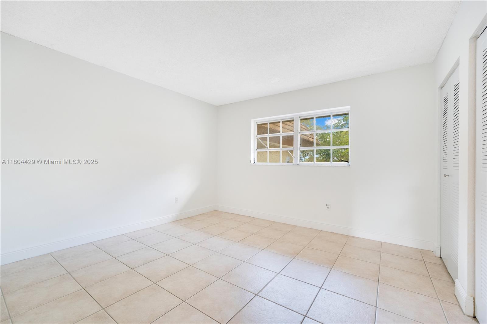8500 SW 109th Ave # 220 Unit: 6-220